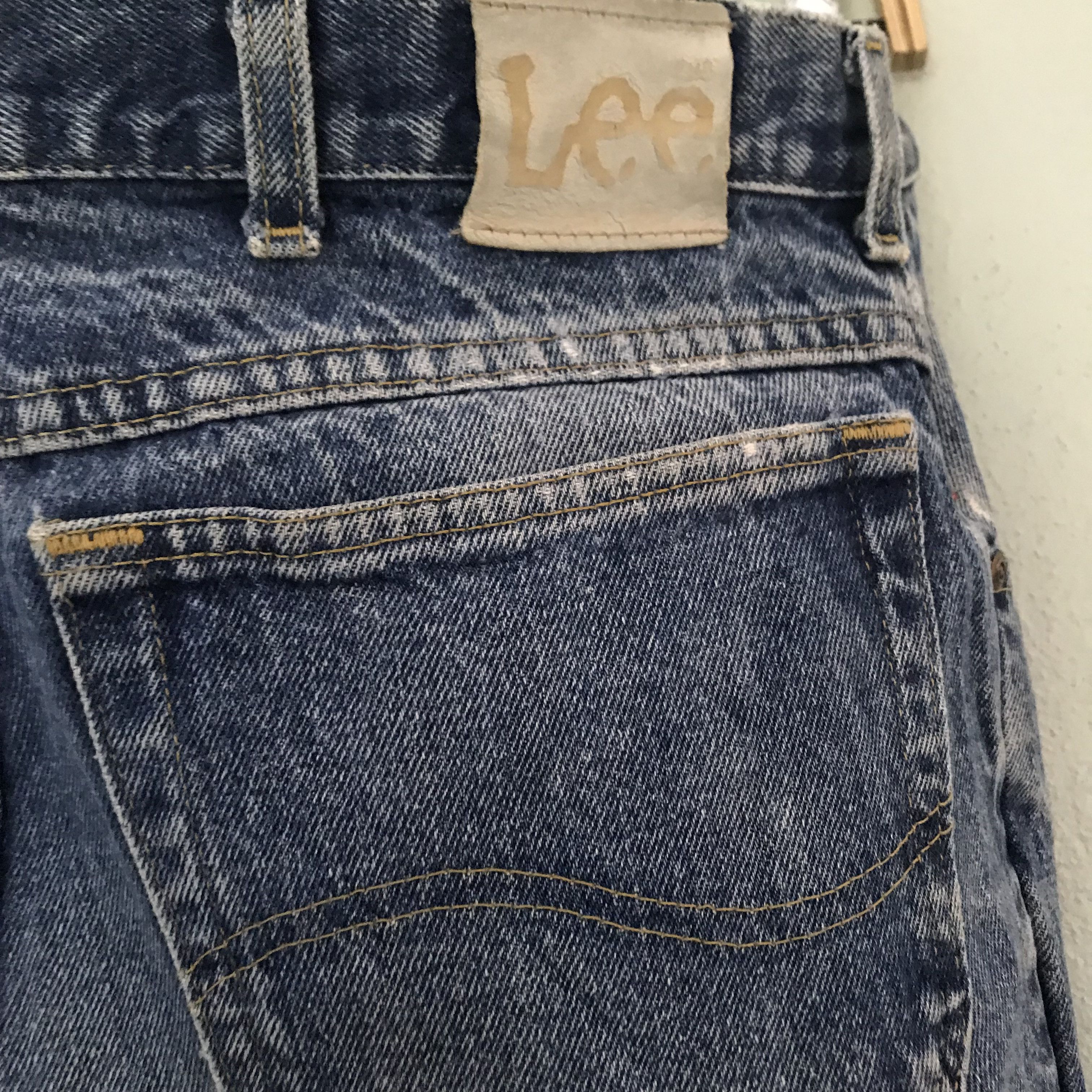 Lee Vintage 90s Lee Medium Light Wash Straight Leg Jeans Size US 34 / EU 50 - 10 Thumbnail