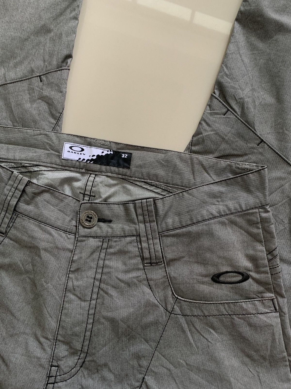 Oakley Vintage 00s Oakley Skull Faded Twisted Pants Size US 32 / EU 48 - 6 Thumbnail