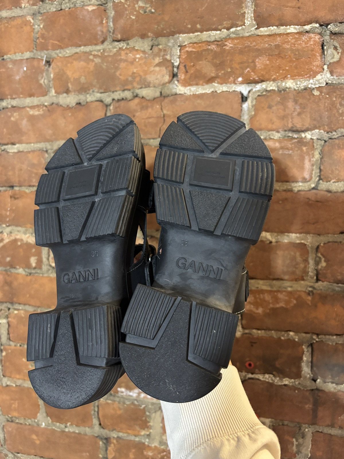 Ganni Ganni Black Recycled Rubber Sandals Size US 6 / IT 36 - 7 Thumbnail