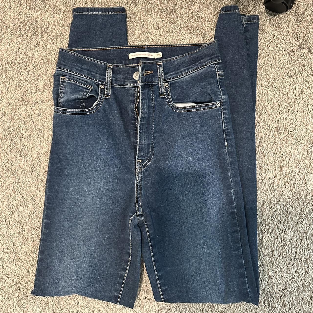 Levi's Levi’s Mile High Super Skinny Size 26" / US 2 / IT 38 - 1 Thumbnail