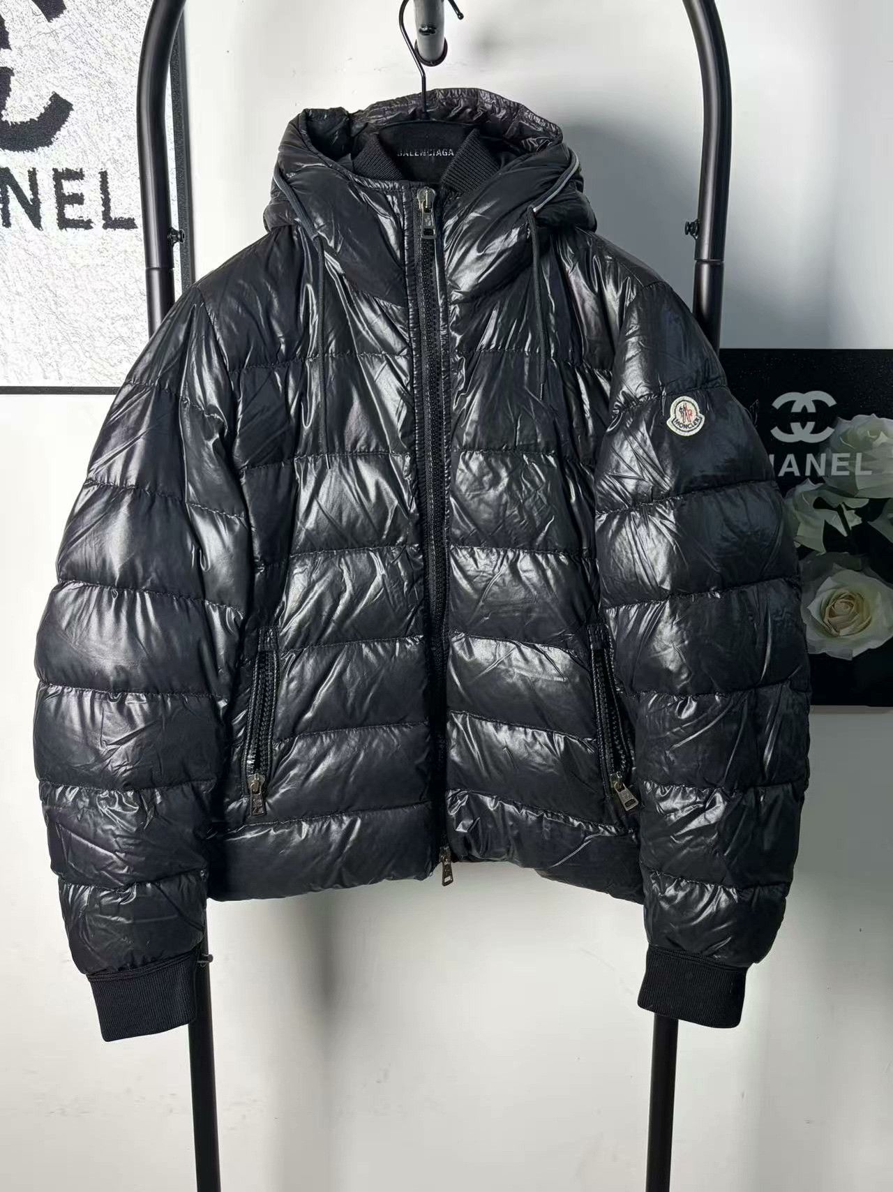 Moncler Moncler Retro Down White Heavy Coat m Men Size US M / EU 48-50 / 2 - 1 Thumbnail