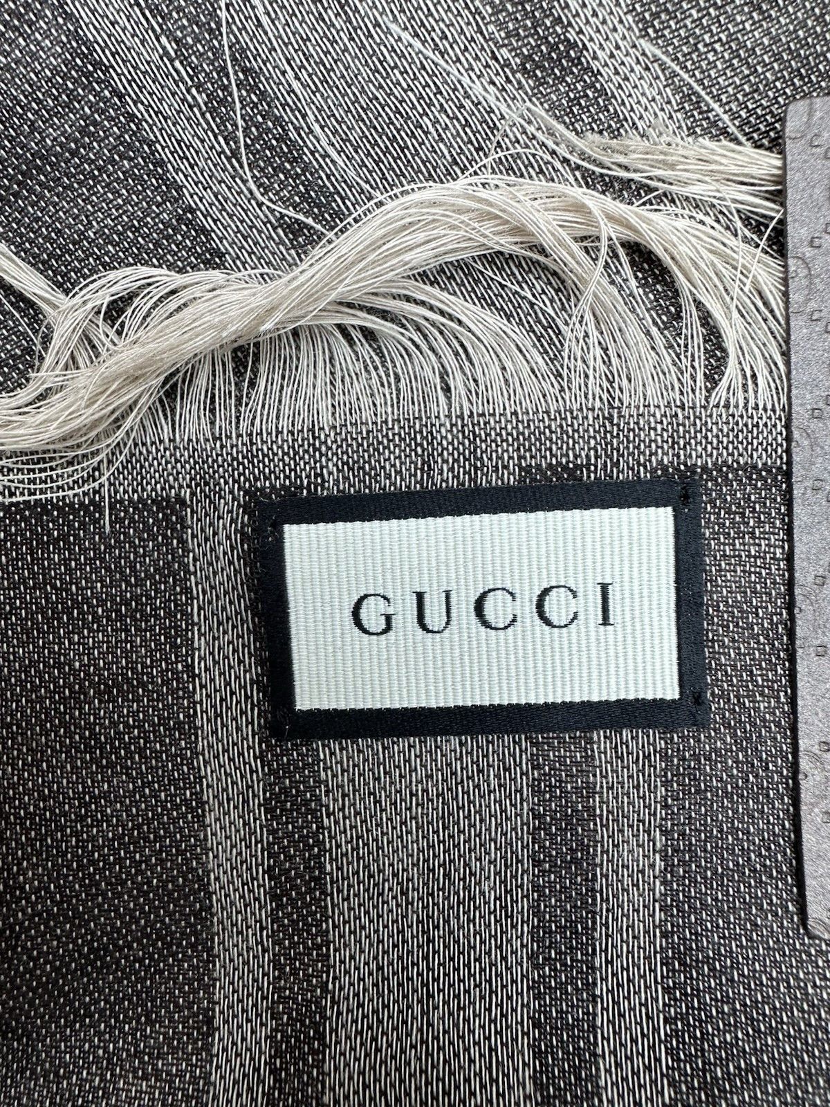 Gucci New Gucci Scarves 140x140cm Woll -Silk Size ONE SIZE - 8 Thumbnail