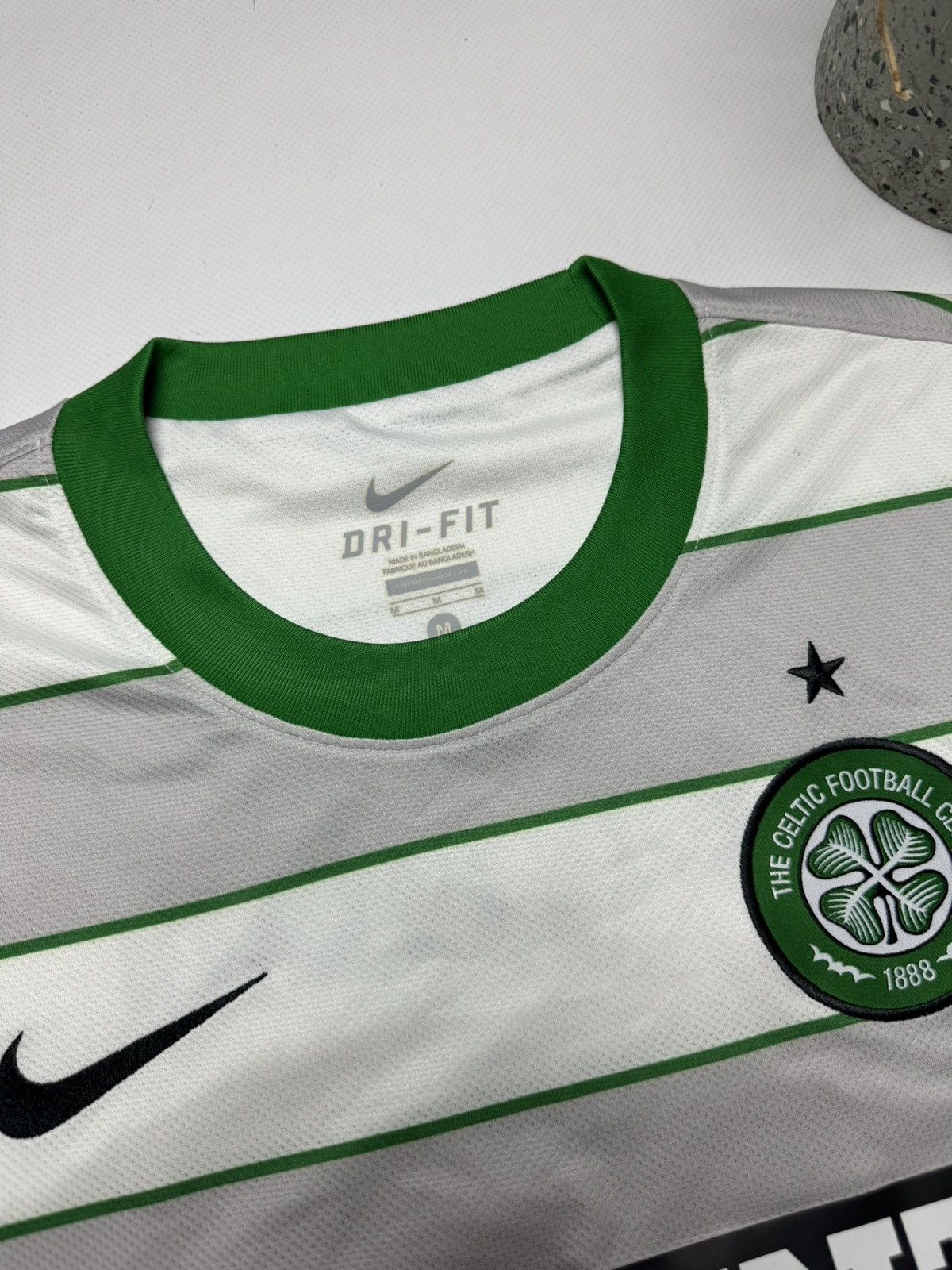 Nike Rare Celtic Nike soccer jersey #18 Lennon y2k Size US M / EU 48-50 / 2 - 10 Thumbnail