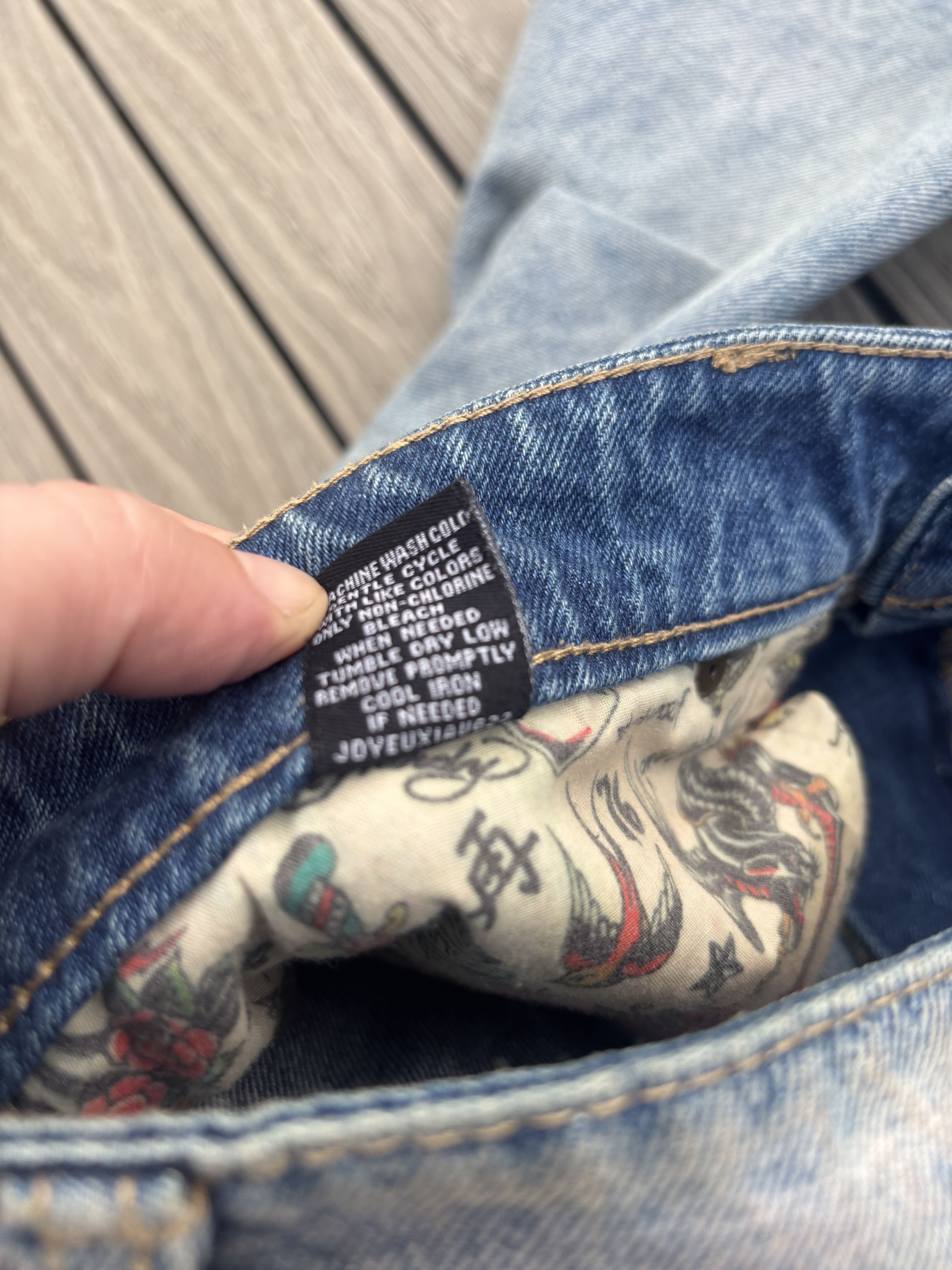 Ed Hardy Ed Hardy Printed Distressed Light Wash Logo Denim 34 Size US 34 / EU 50 - 8 Thumbnail