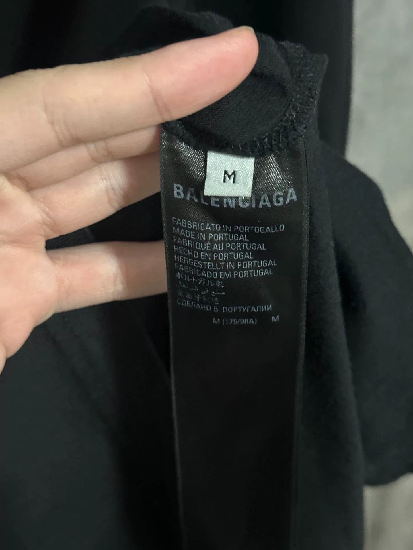 Balenciaga Balenciaga WFP Collaboration Logo Print Men's T-Shirt Size US M / EU 48-50 / 2 - 3 Thumbnail
