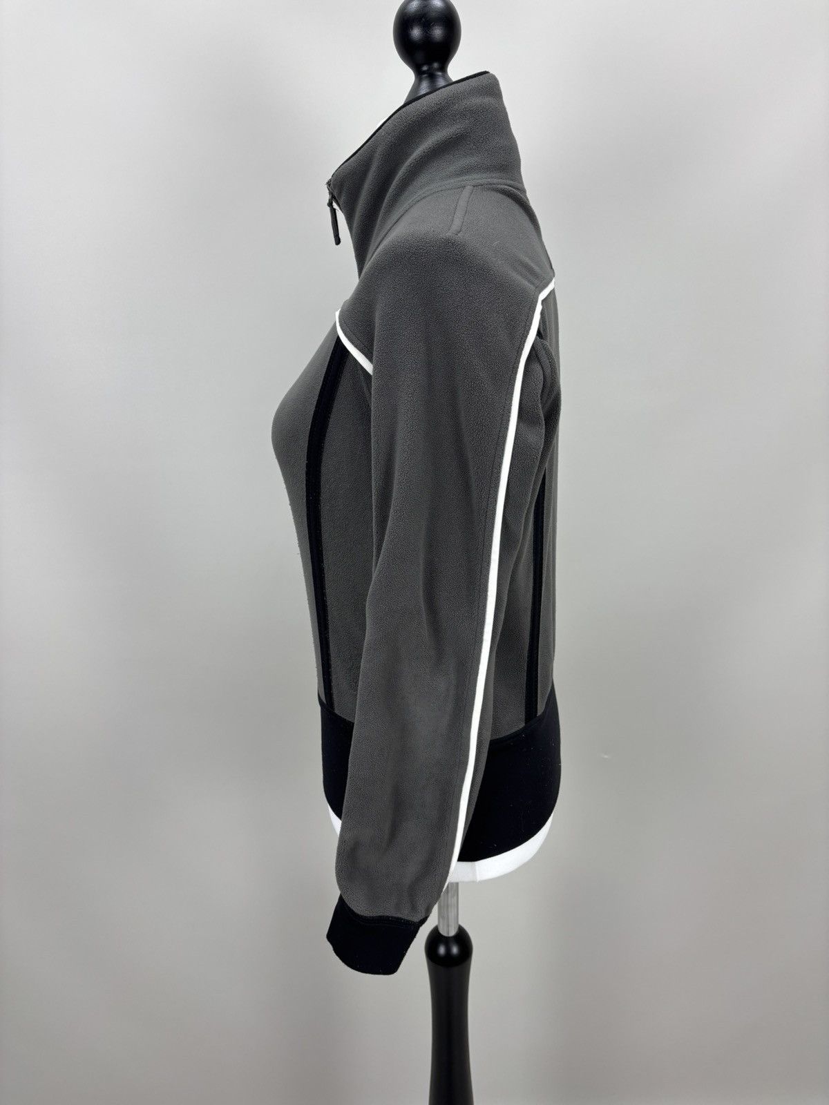Frauenschuh Womens fleece jacket Frauenschuh Size 2 Color Gray Size S / US 4 / IT 40 - 9 Thumbnail