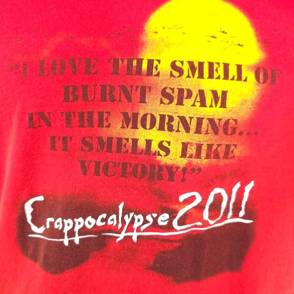 Vintage VINTAGE Crappocalypse 2011 T Shirt Mens Size Large Red Love The Smell Of Burnt Spam District Threads Shirt Mens Large Red Apocalypse Now 90s? Size US L / EU 52-54 / 3 - 3 Thumbnail