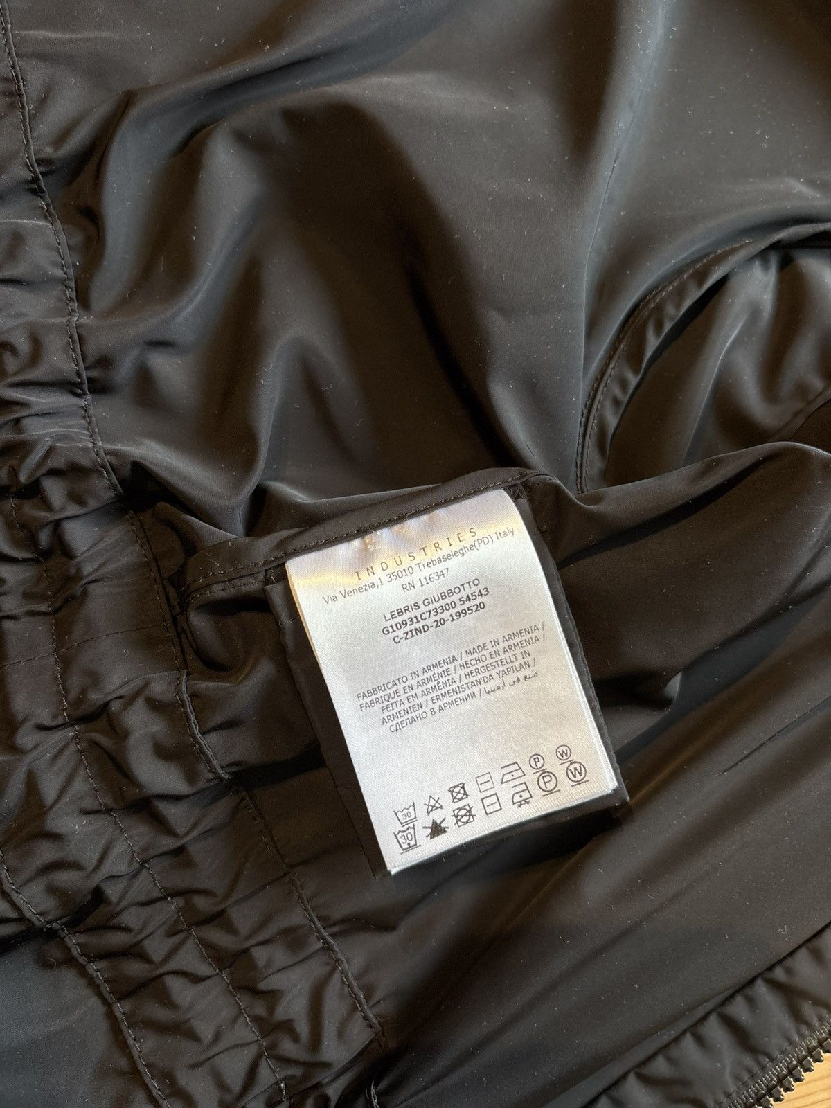 Moncler Moncler Lebris Jacket Size XS / US 0-2 / IT 36-38 - 10 Thumbnail