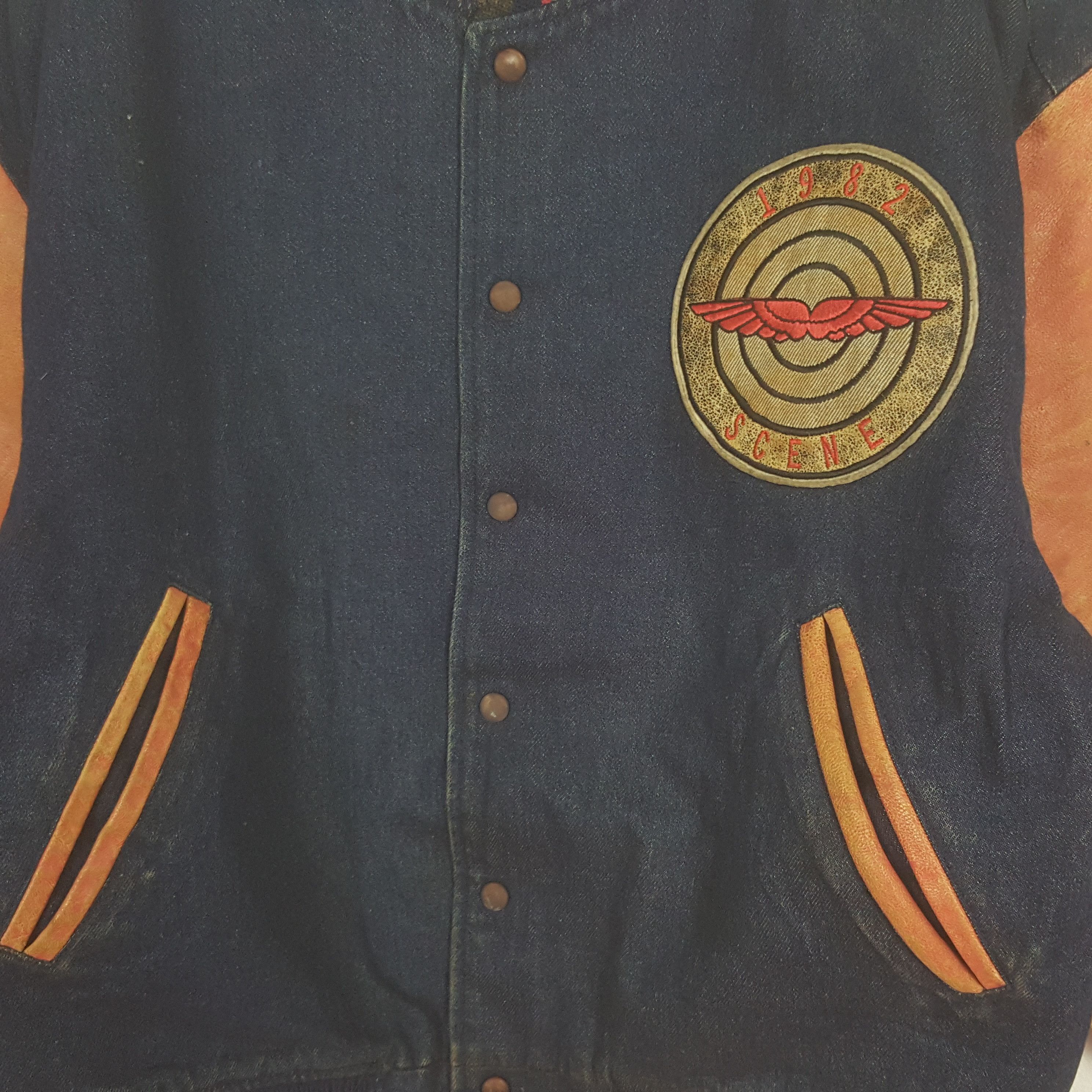 Vintage Vintage Scene Japanese Varsity Jacket C308N24 Size US L / EU 52-54 / 3 - 2 Thumbnail