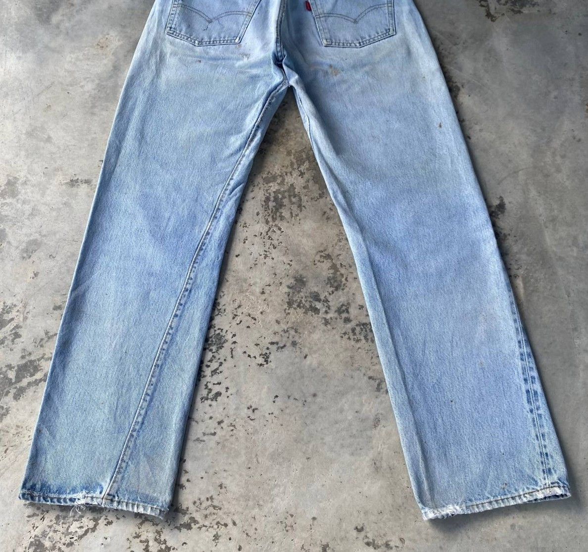 Levi's Vintage Clothing VINTAGE 60s LEVI'S 501 REDLINE SINGLE DIGIT "6" BUTTON Size US 29 - 8 Thumbnail