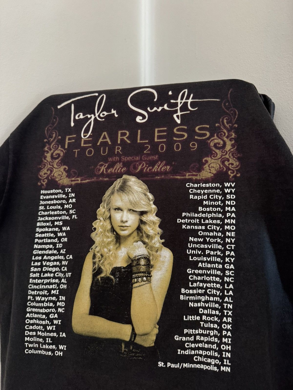 Rap Tees Rare Vintage Taylor Swift - Fearless Tour T Shirt Size US M / EU 48-50 / 2 - 2 Thumbnail