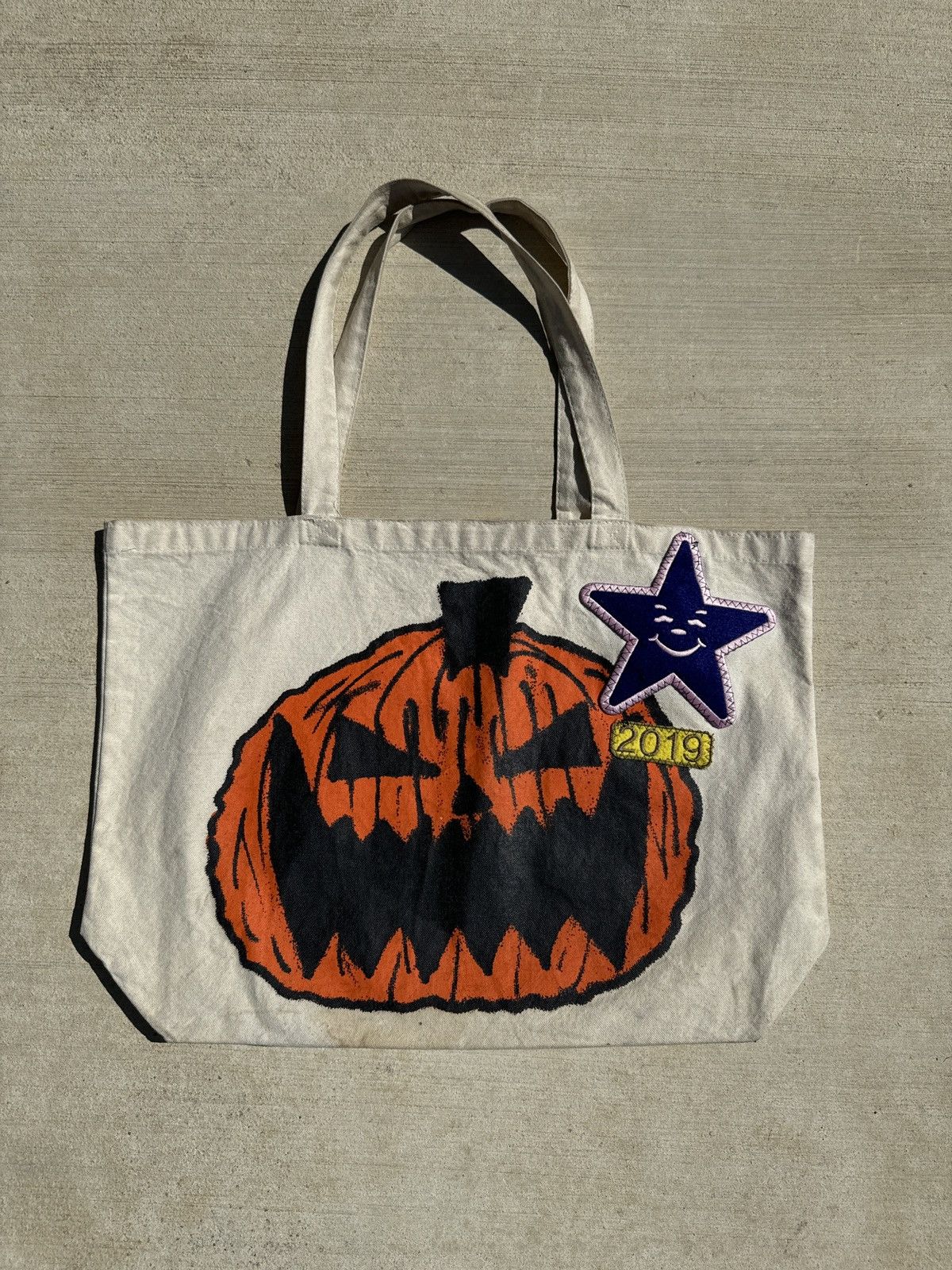 image of Asspizza 2019 Tote Bag in Khaki, Men's