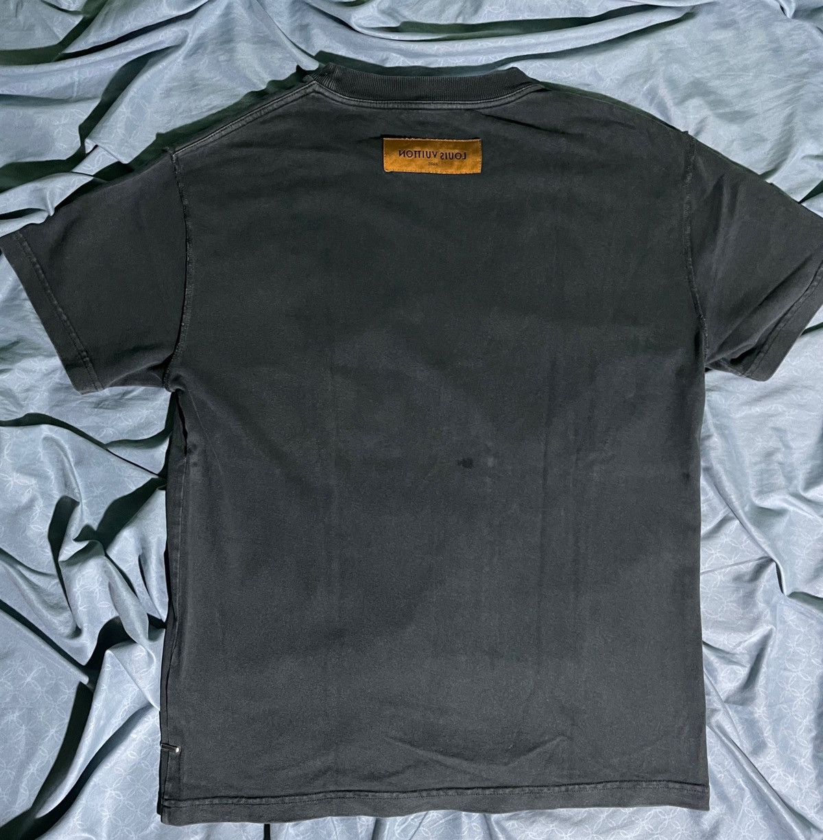 Designer × Louis Vuitton Louis Vuitton Inside Out Tshirt Perfect Fade Size US L / EU 52-54 / 3 - 2 Thumbnail