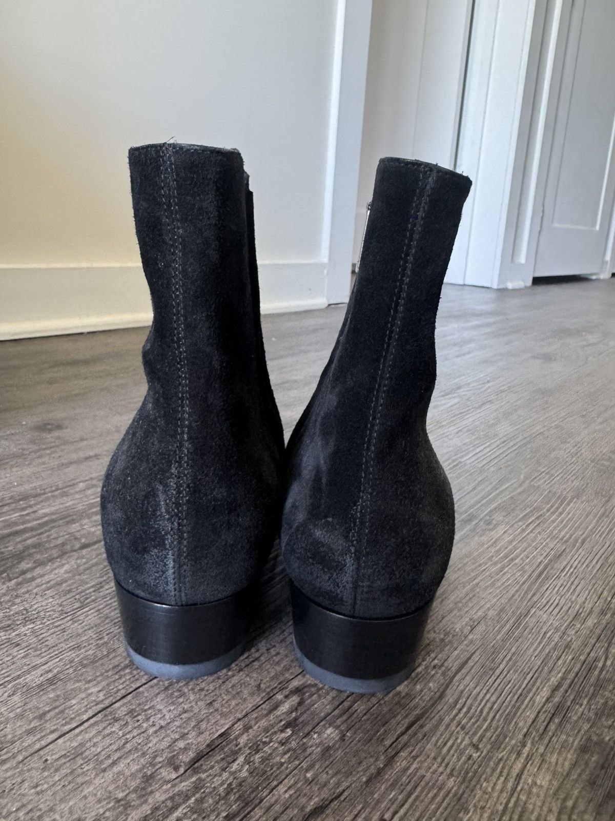 Saint Laurent Paris Saint Laurent Paris Black Suede Wyatt Boots EU40 Size US 7 / EU 40 - 4 Thumbnail