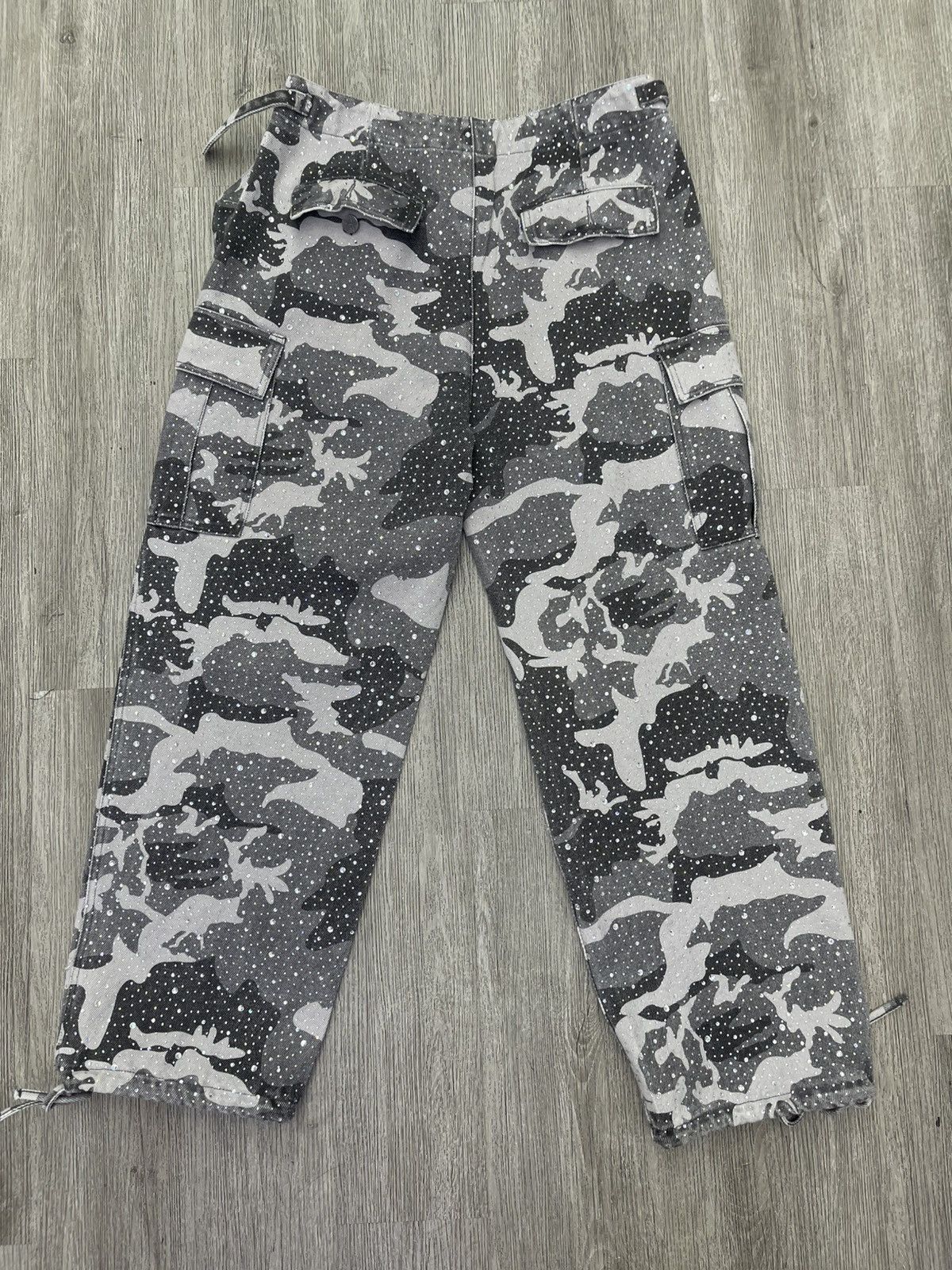 Vale Vale lives rhinestone pants camo grey Size US 32 / EU 48 - 2 Thumbnail