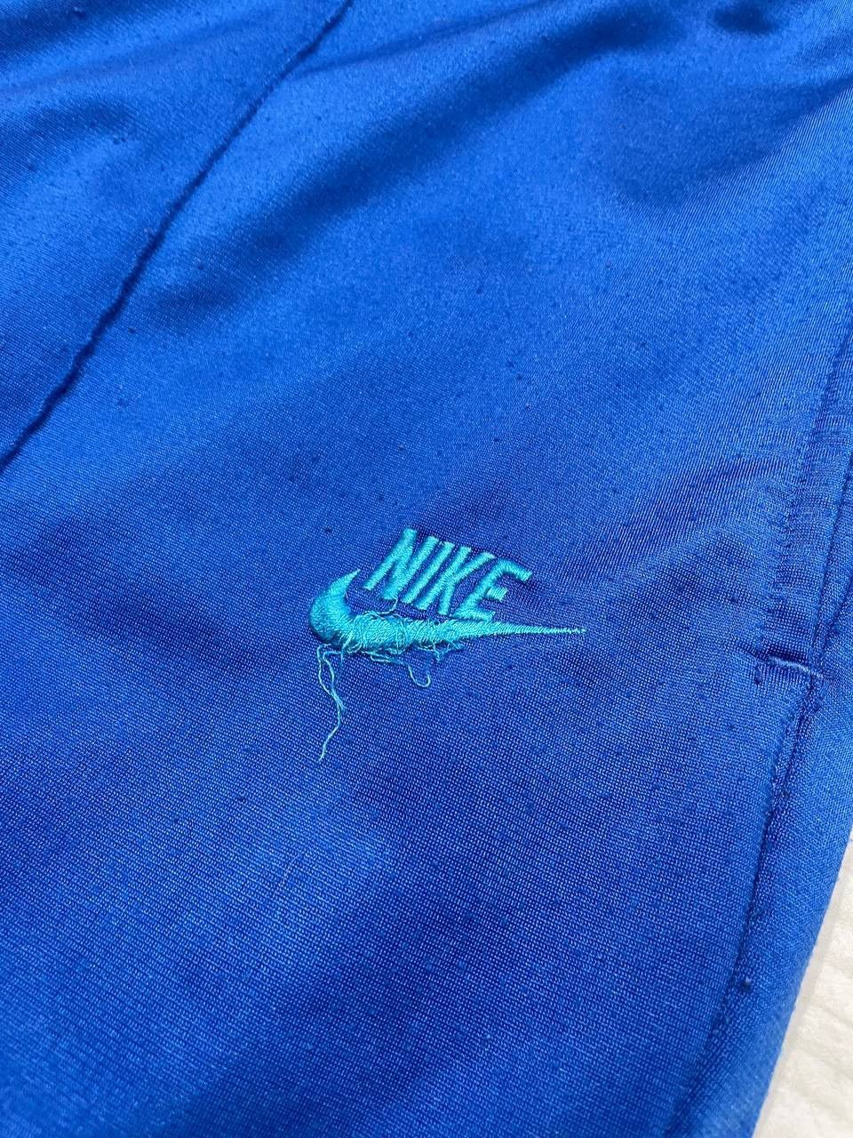 Nike Vintage Nike Tracksuit Jacket And Pants Size US L / EU 52-54 / 3 - 17 Thumbnail