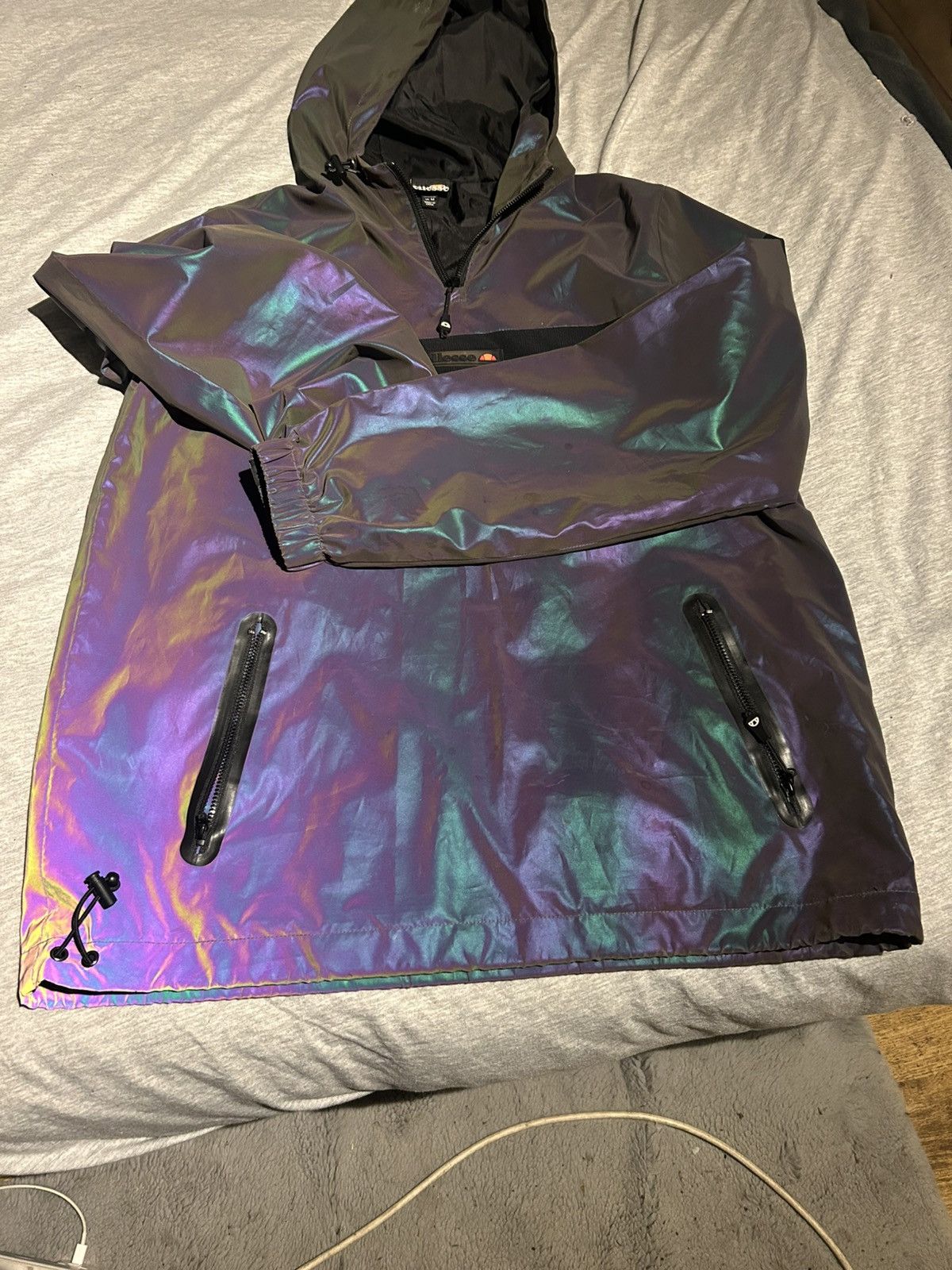 Ellesse Rare Ellesse Reflective Windbreaker - SAMPLE - Medium Size US M / EU 48-50 / 2 - 3 Thumbnail