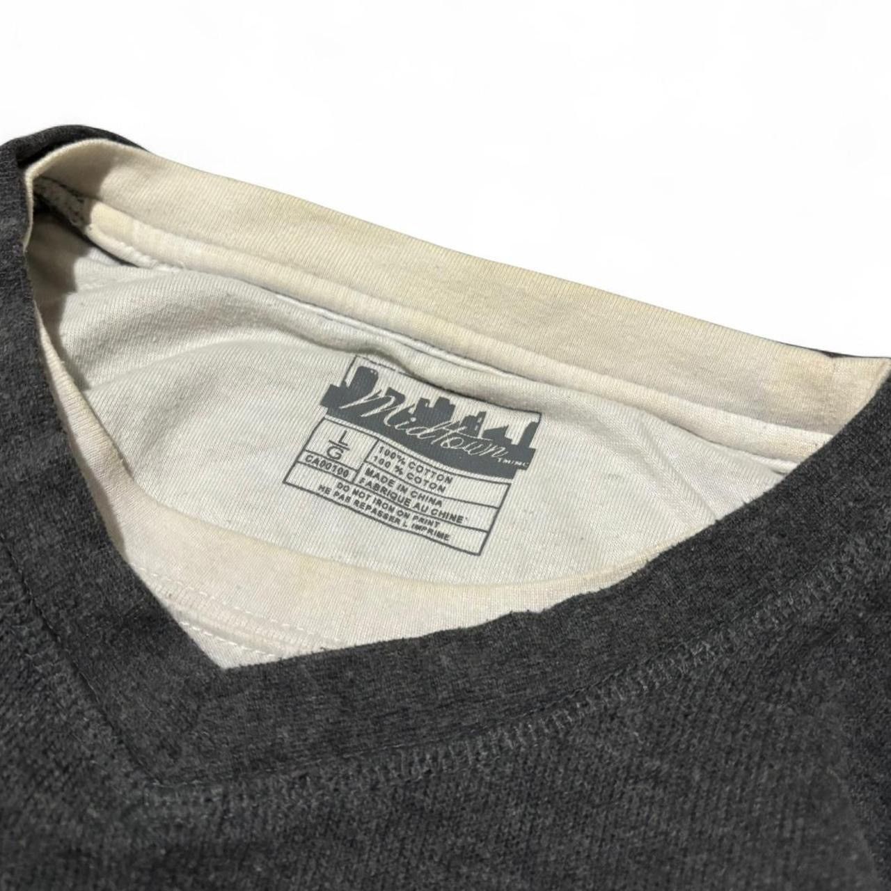 Other Vintage Y2K Layered Collar Striped Grey V-Neck Sweater - L Size US L / EU 52-54 / 3 - 3 Thumbnail