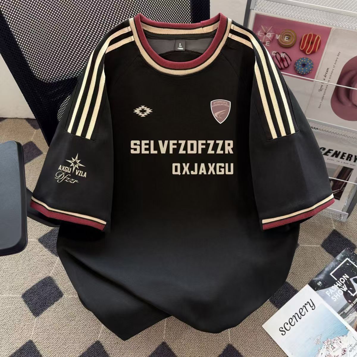 Vintage Retro Soccer Jersey Tee Size US M / EU 48-50 / 2 - 1 Thumbnail