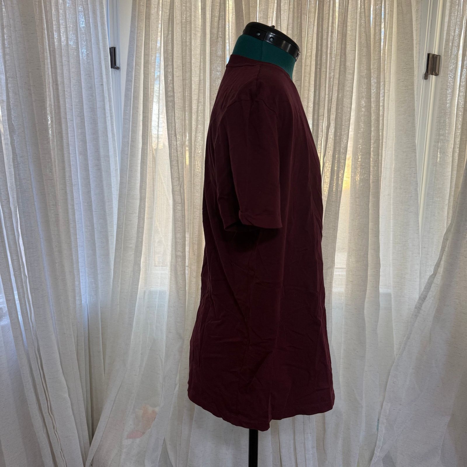 Calvin Klein Calvin Klein Burgundy Liquid Touch Tee | Sz L Size US L / EU 52-54 / 3 - 4 Thumbnail