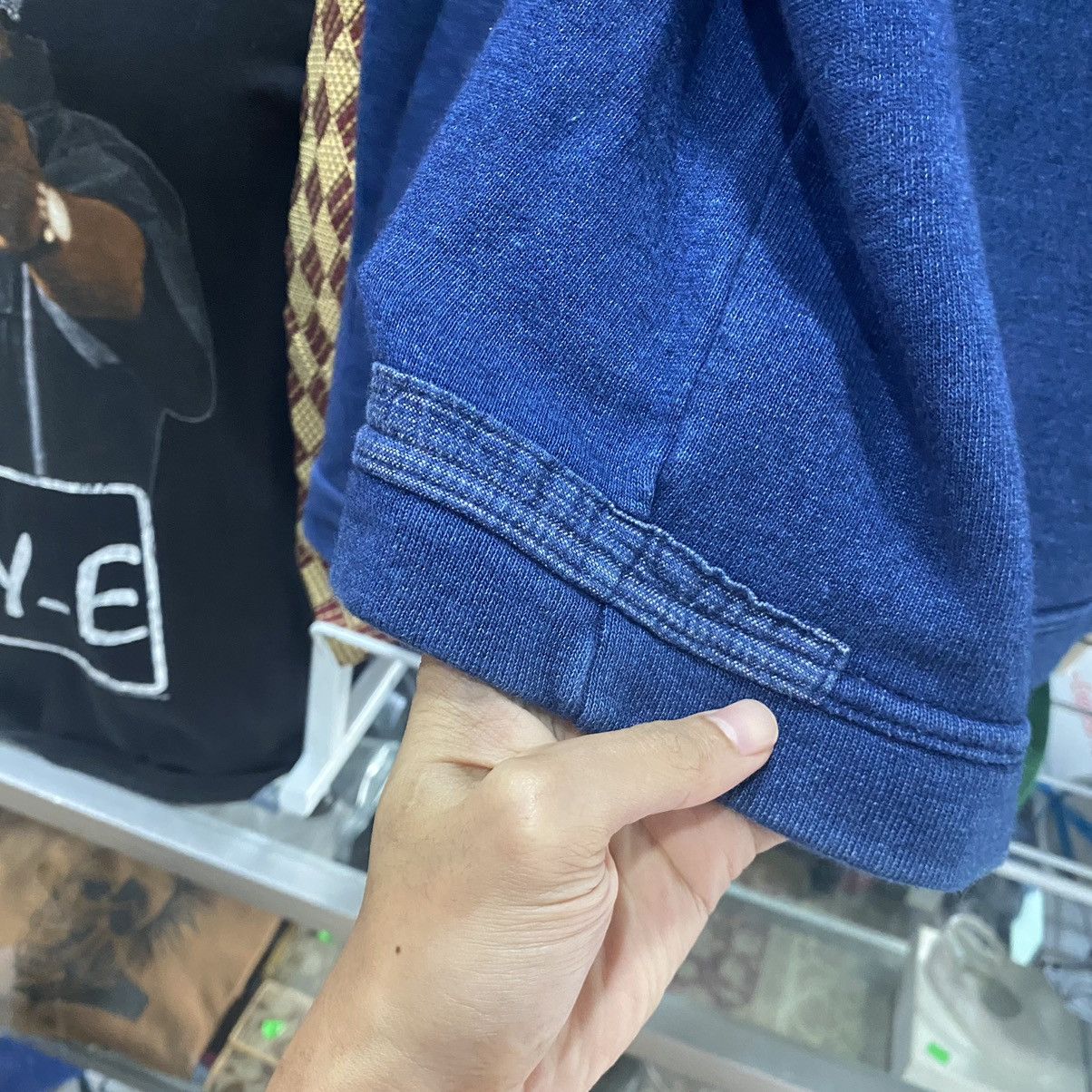 Blue Blue Japan Blue blue Japan. Patches sweatshirt in indigo blue. Size US S / EU 44-46 / 1 - 8 Thumbnail