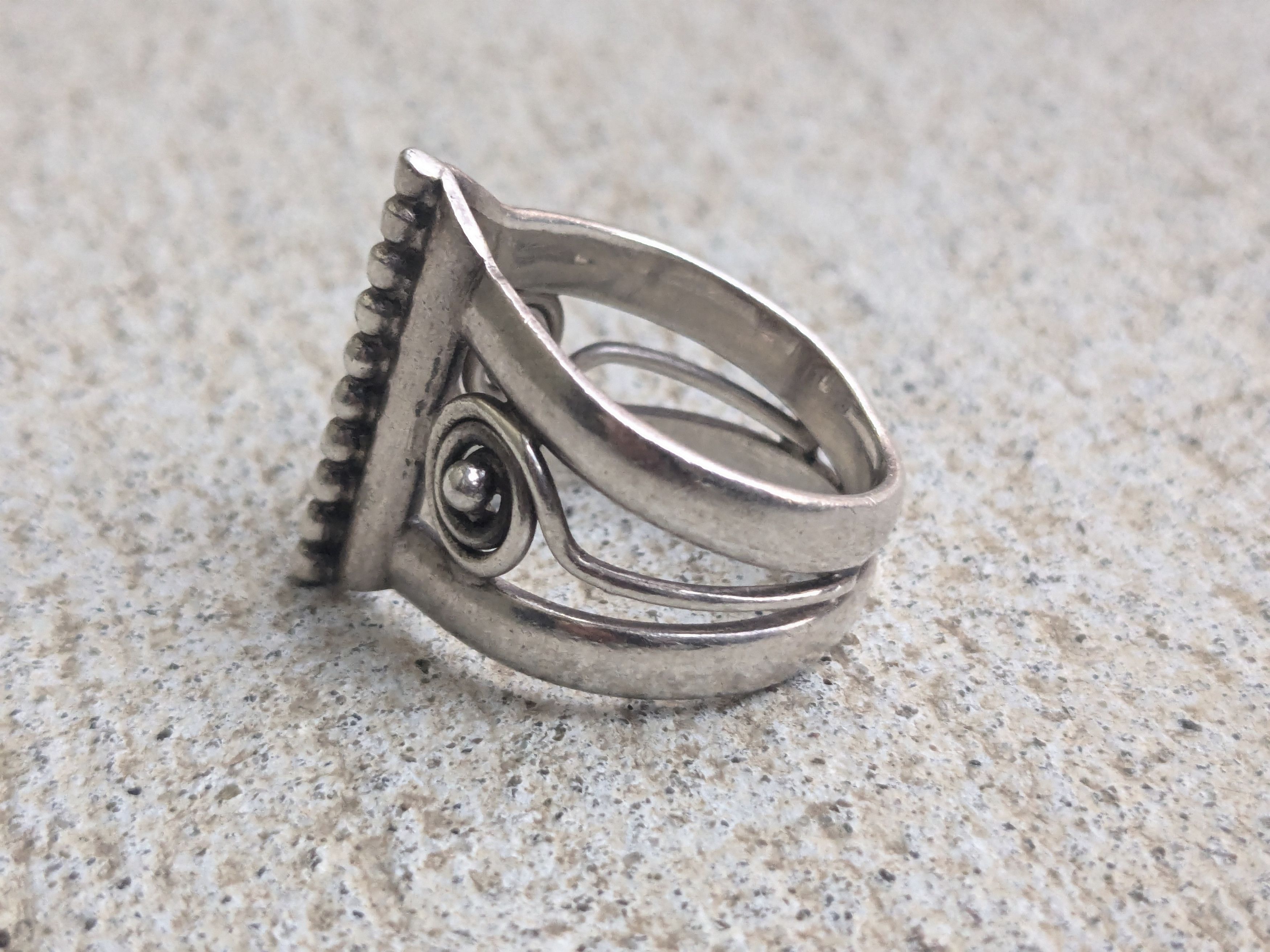 Vintage Vintage Sterling Silver Ring 8.75 Abstract Modern Avant Size ONE SIZE - 4 Thumbnail
