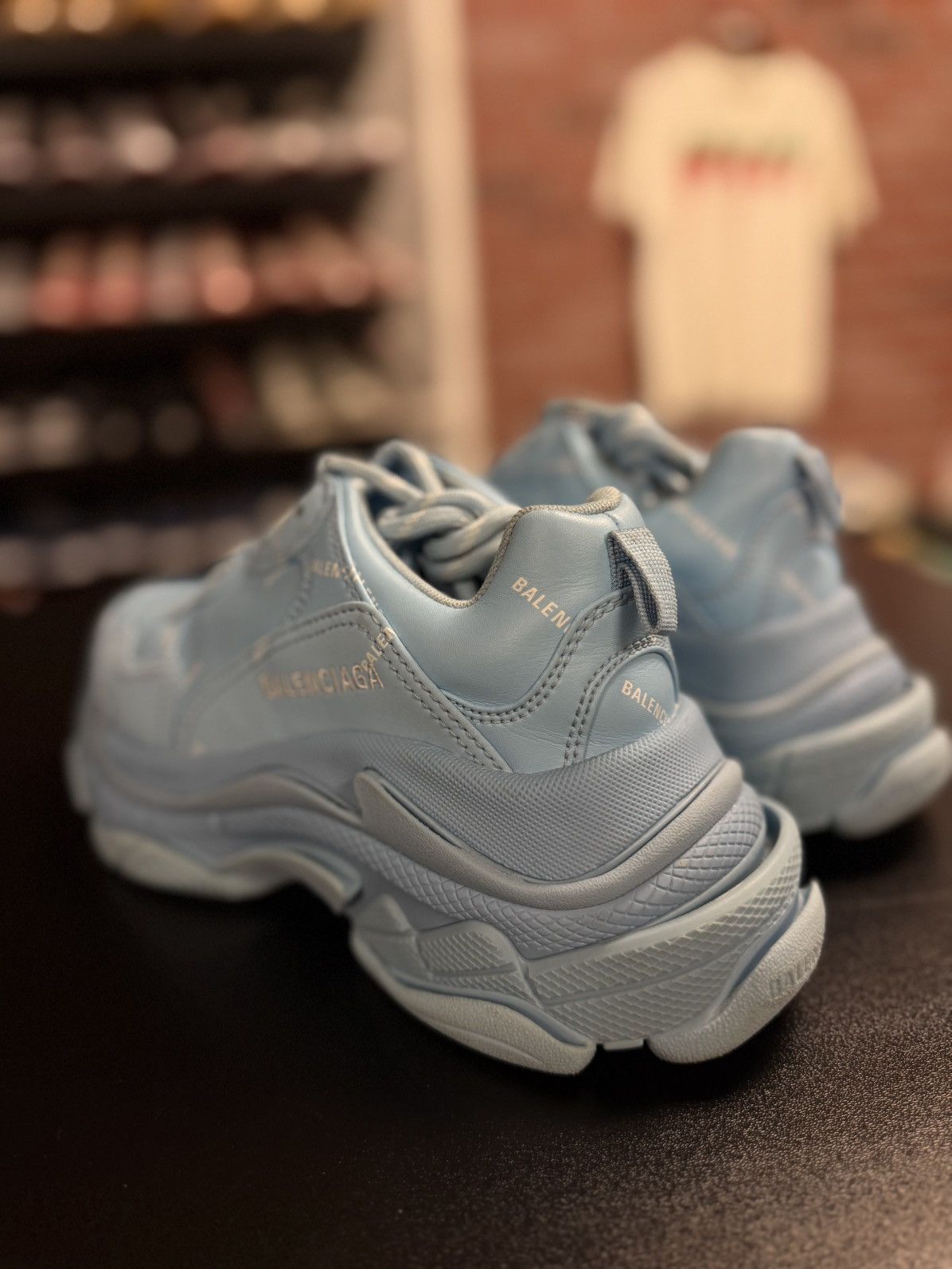 Balenciaga Balenciaga Tripple S Blue Size 37EU/7US Clean Condition 🧼 Size US 7 / IT 37 - 6 Thumbnail
