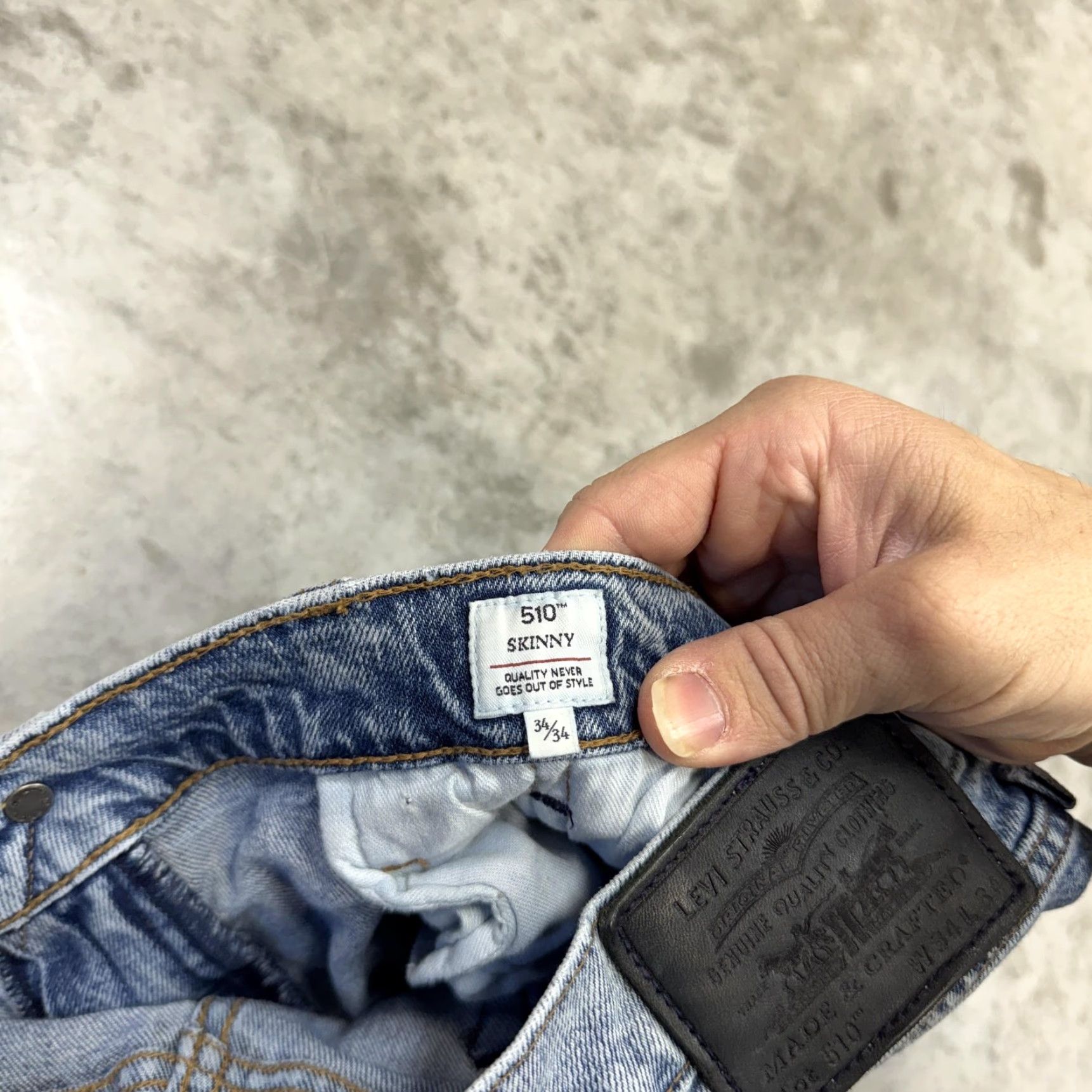 Levi's VINTAGE Levi's 510 Jeans Mens 33x34 Light Wash Blue Skinny Made & Crafted Denim Zip Fly Levi's 510 Mens Jeans Blue Light Skinny 90s Mens Size US 33 - 5 Thumbnail