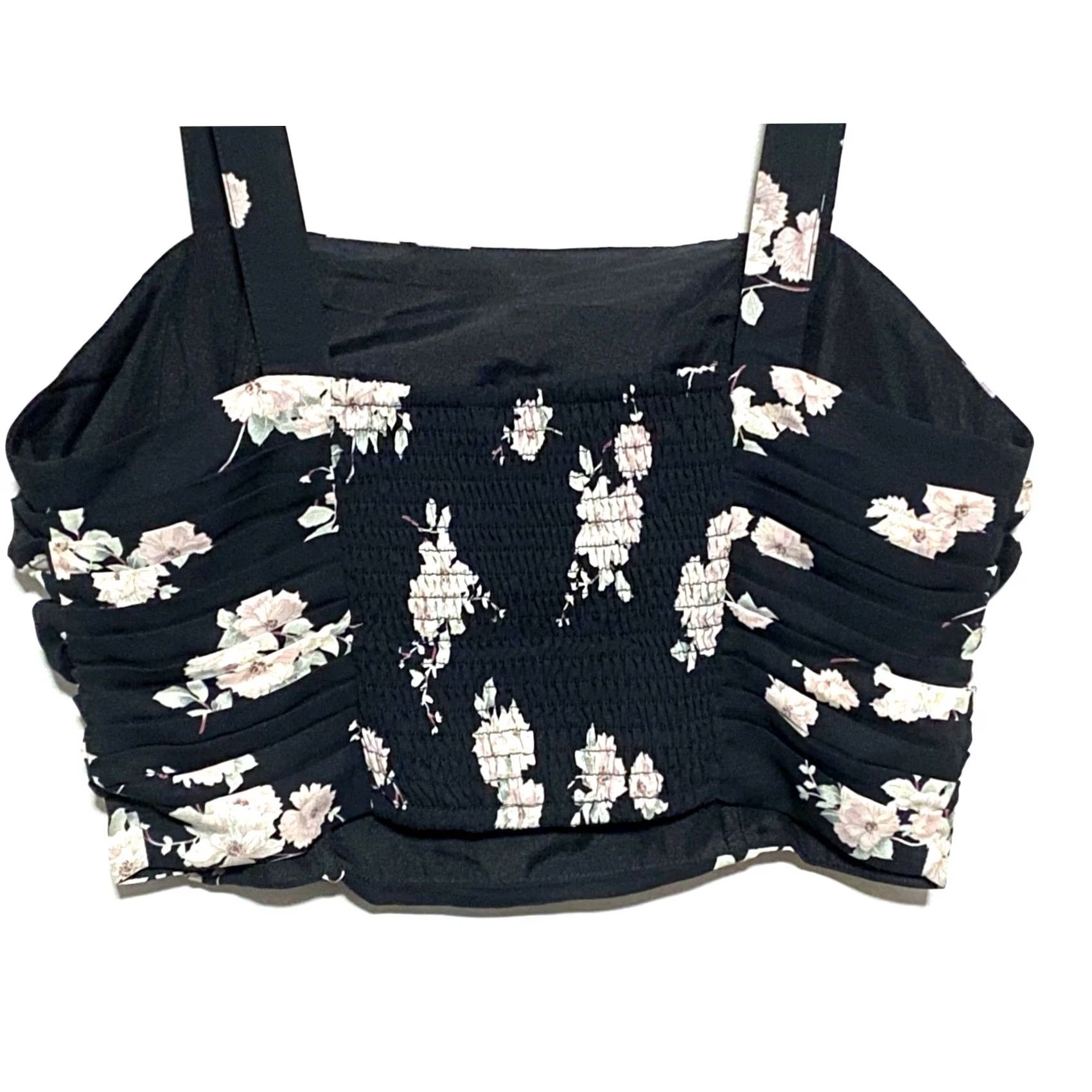 Express Express Floral Crop Top S Ruched Smocked NWT Feminine Whimsigoth Grunge Shirt Womens Sleeveless Black XS S? Size S / US 4 / IT 40 - 4 Thumbnail