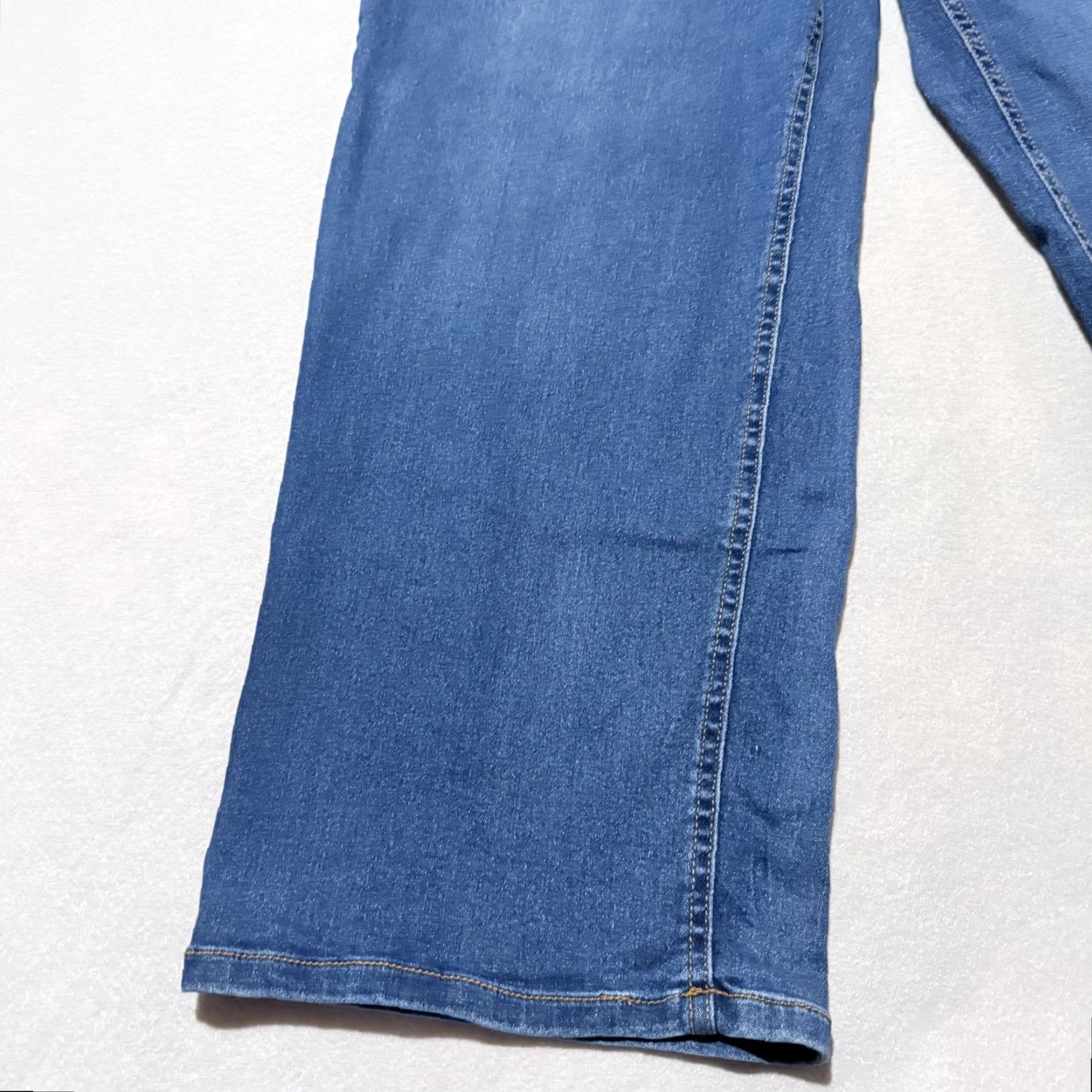 Jones New York VINTAGE Jones New York Lexington Wide-Leg Crop Jeans Women's Blue Denim High Rise - 14 Size 36" / US 14 / IT 50 - 4 Thumbnail