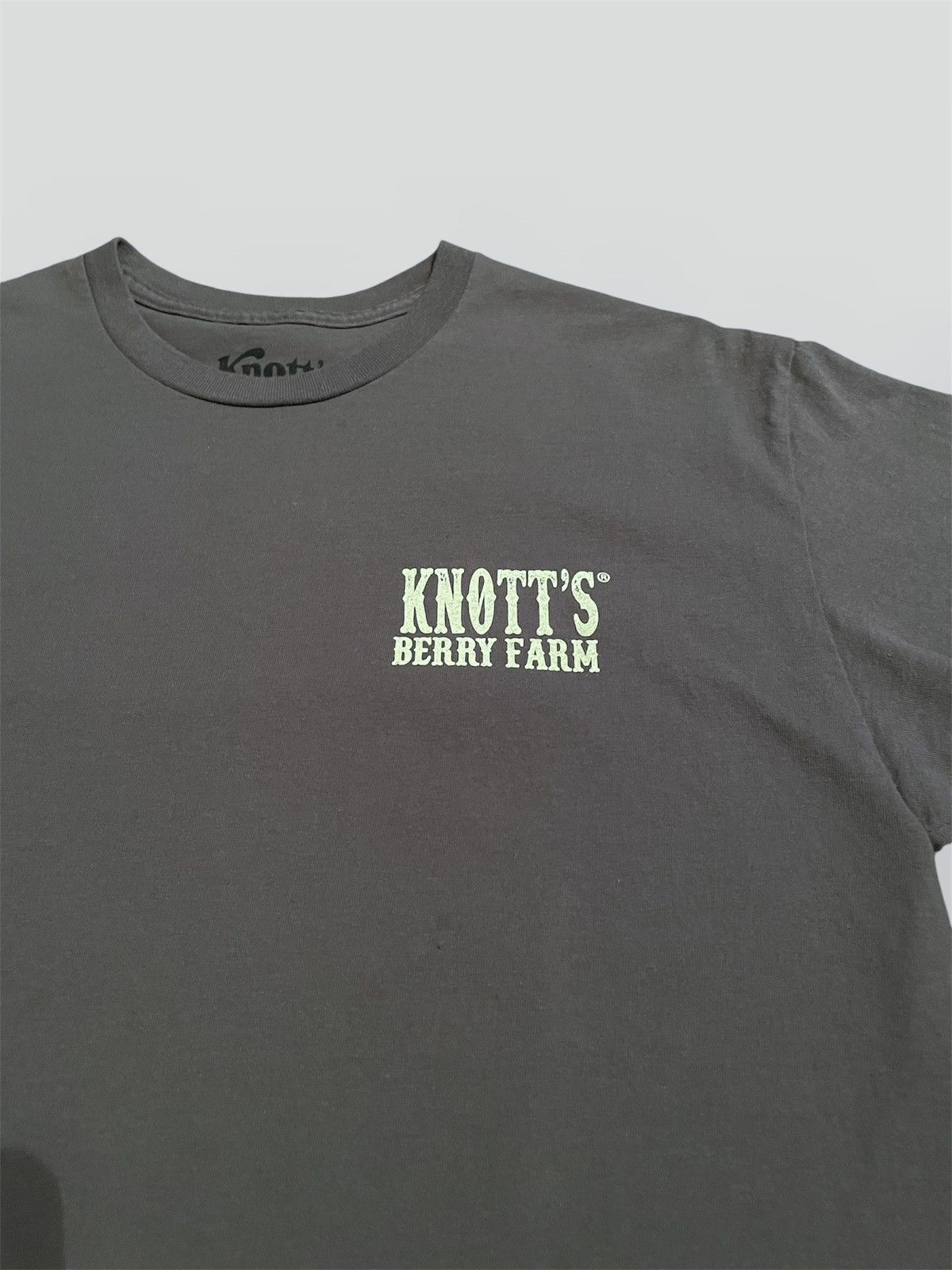 Peanuts Knotts Berry Farm vintage tshirt Ghost Town Jail Size Large Size US L / EU 52-54 / 3 - 3 Thumbnail
