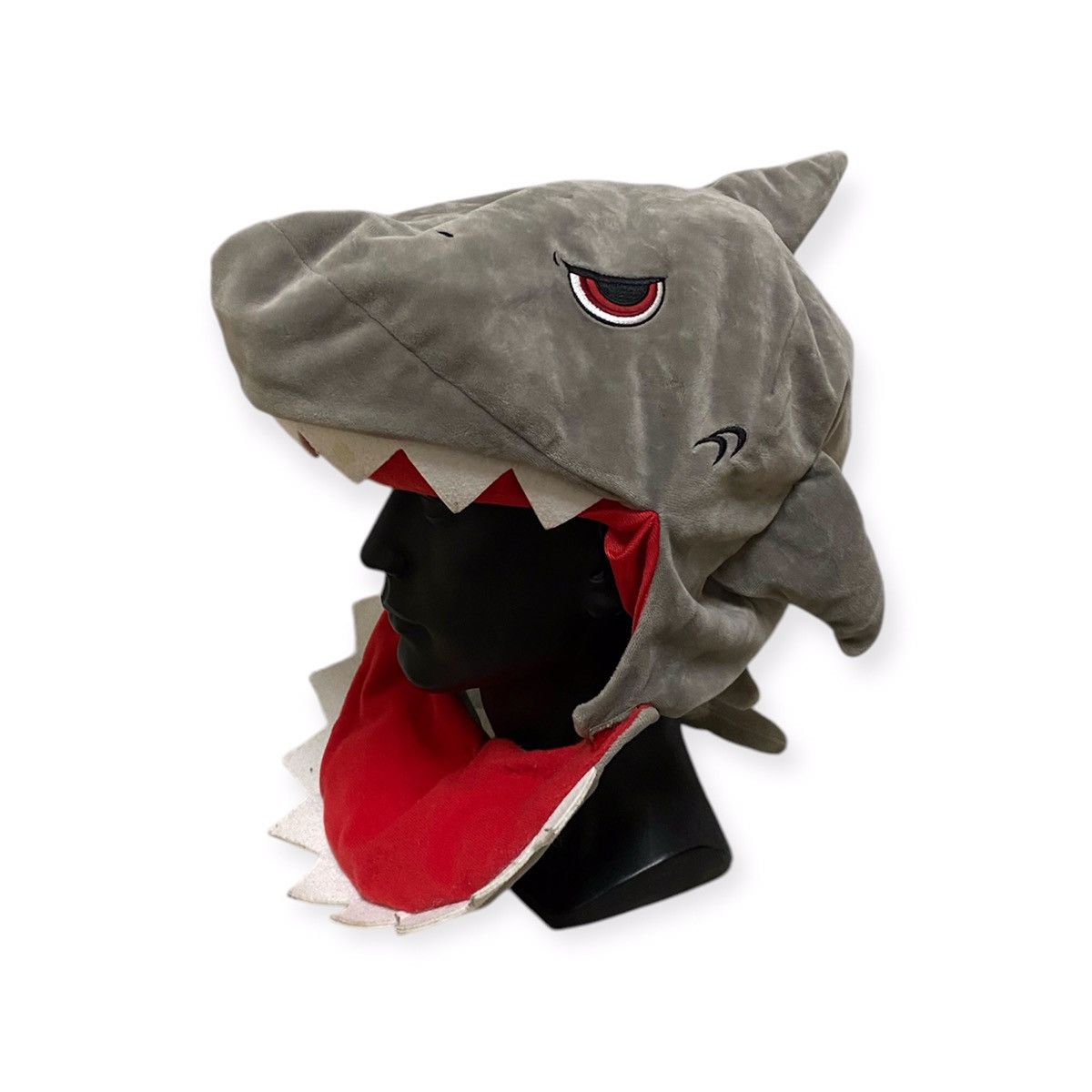 Cartoon Network × Universal Studios Universal Studios Jaws Bunny Beanie Hat Size ONE SIZE - 1 Thumbnail