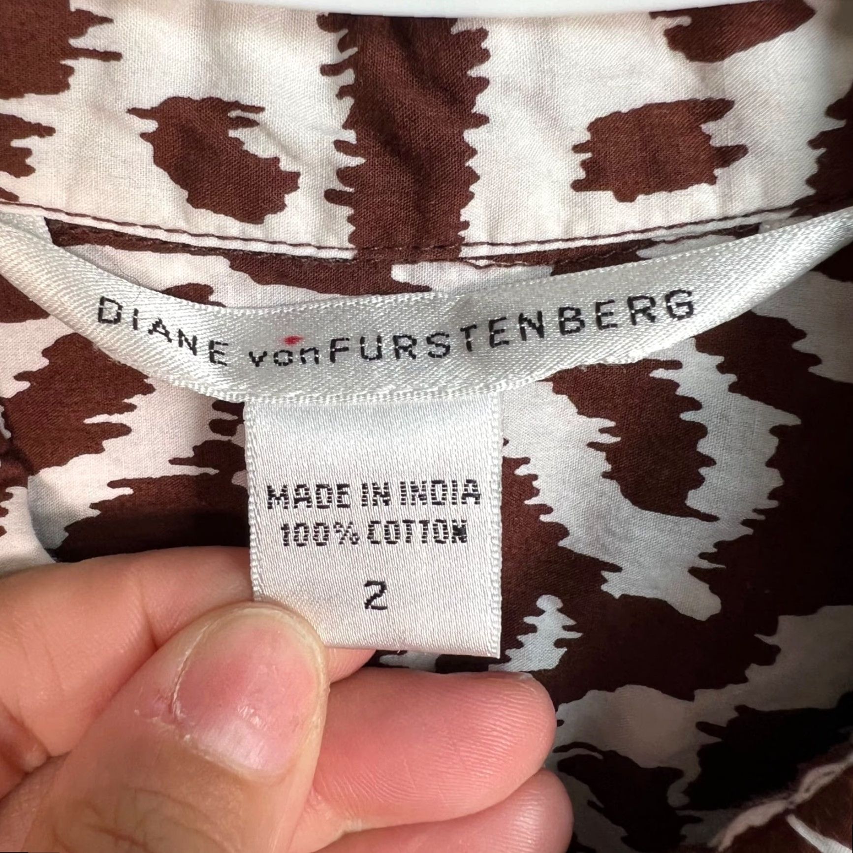 Diane von Furstenberg VINTAGE Diane von Furstenberg Blouse Women Sleeveless Adult 2 Brown Cotton 90s/2000s Designer Top Ladies Womens Size XS / US 0-2 / IT 36-38 - 3 Thumbnail