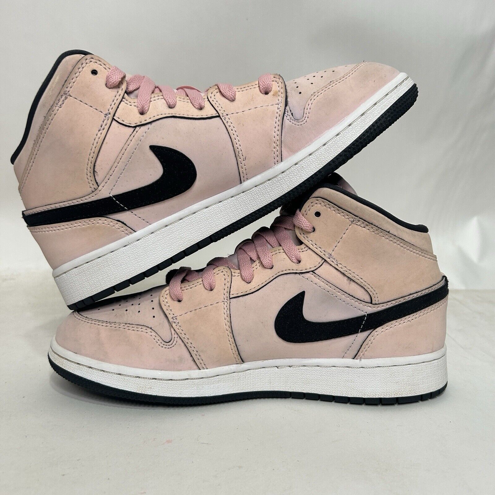 Jordan Brand Nike Air Jordan 1 Mid Retro GS “Pink Foam” 2024 Size US 8.5 / IT 38.5 - 3 Thumbnail