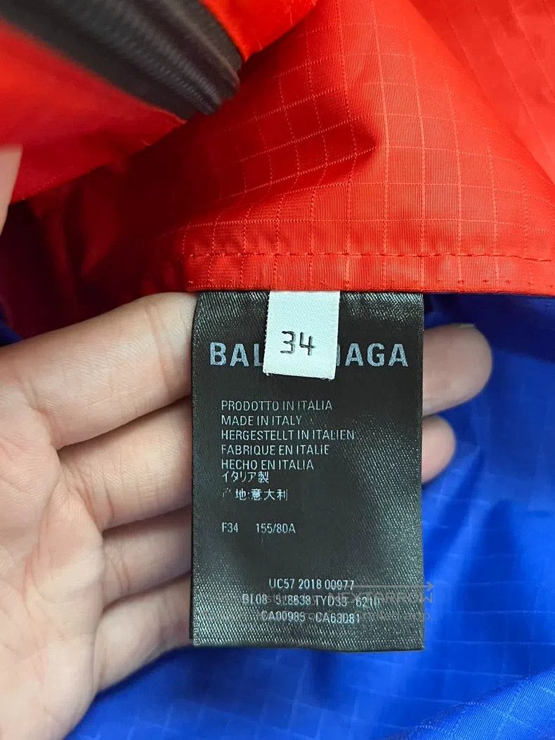 Balenciaga Balenciaga Color matching blue-red chest letter zipper jac Size XXS / US 00 / IT 34 - 4 Thumbnail