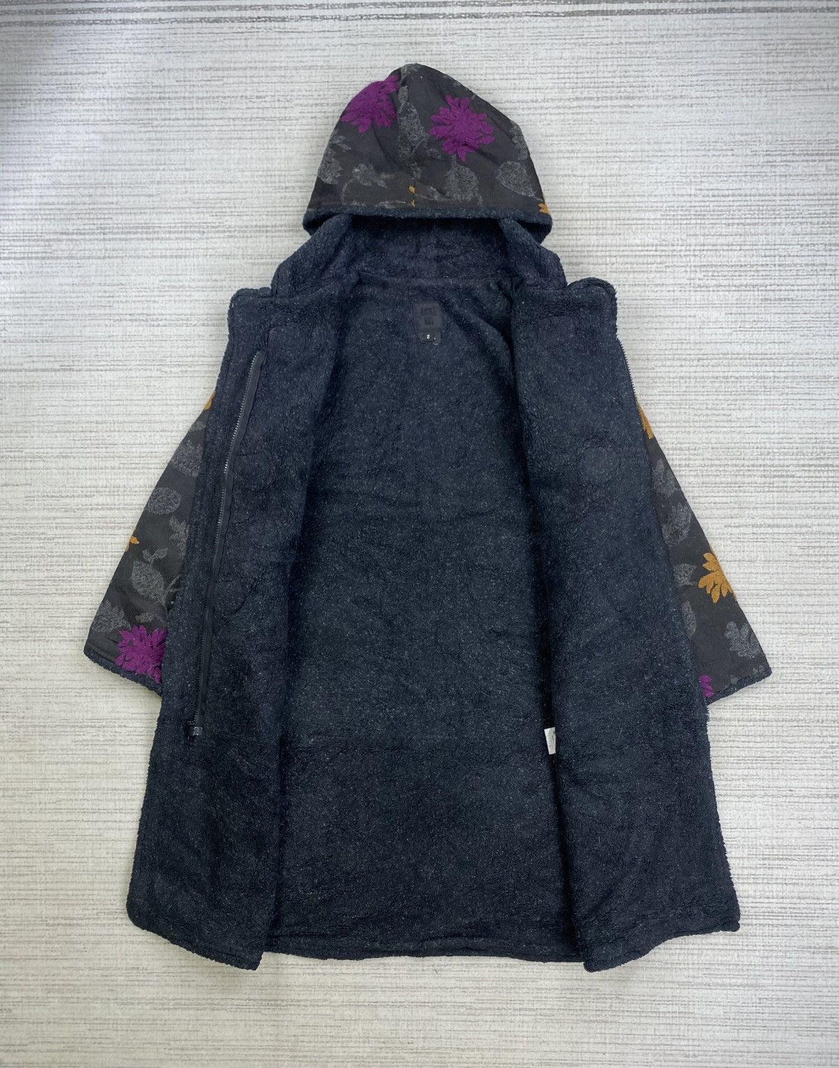 Anna Sui Vintage Anna Sui Embroidery Floral Design Wool Hoodie Jacket Size M / US 6-8 / IT 42-44 - 6 Thumbnail