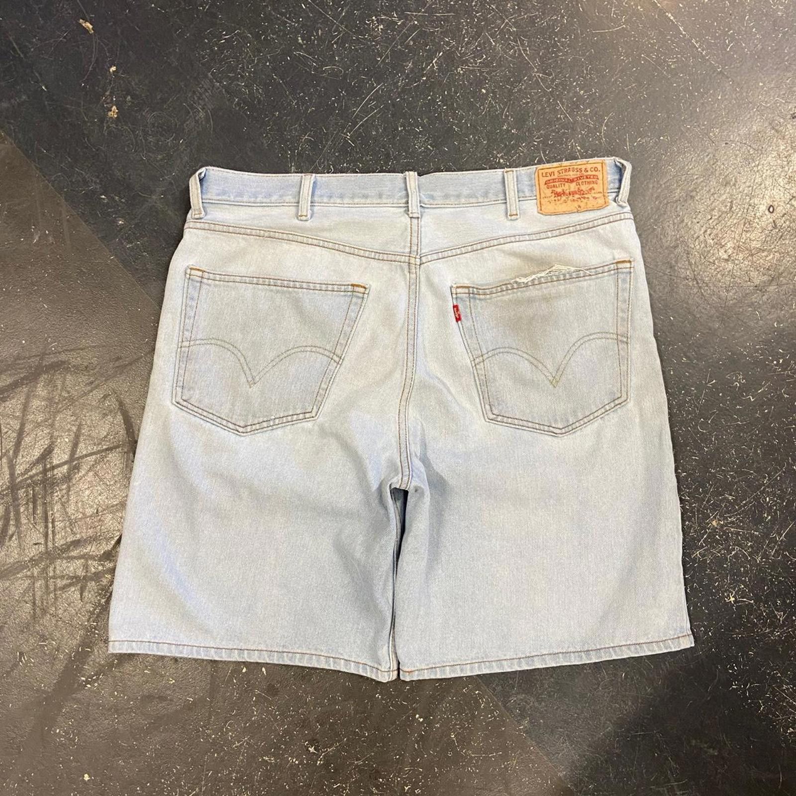 Levi's Vintage Light Wash Levi 550 Jorts Size US 38 / EU 54 - 1 Thumbnail