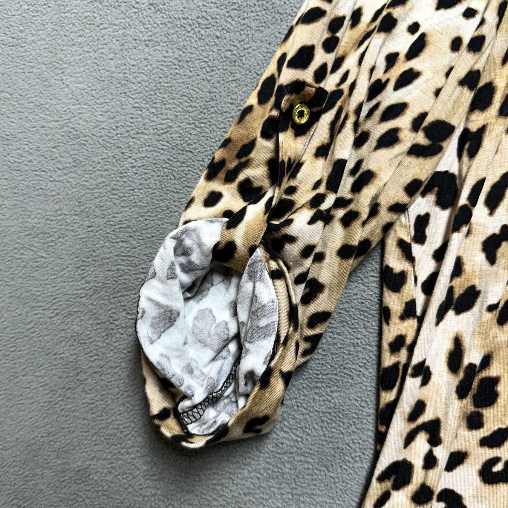 Calvin Klein Calvin Klein Tunic Top Womens Medium Beige Cheetah Print Roll Tab 1/2 Zip Rayon Blouse Knit Shirt Size M / US 6-8 / IT 42-44 - 7 Thumbnail