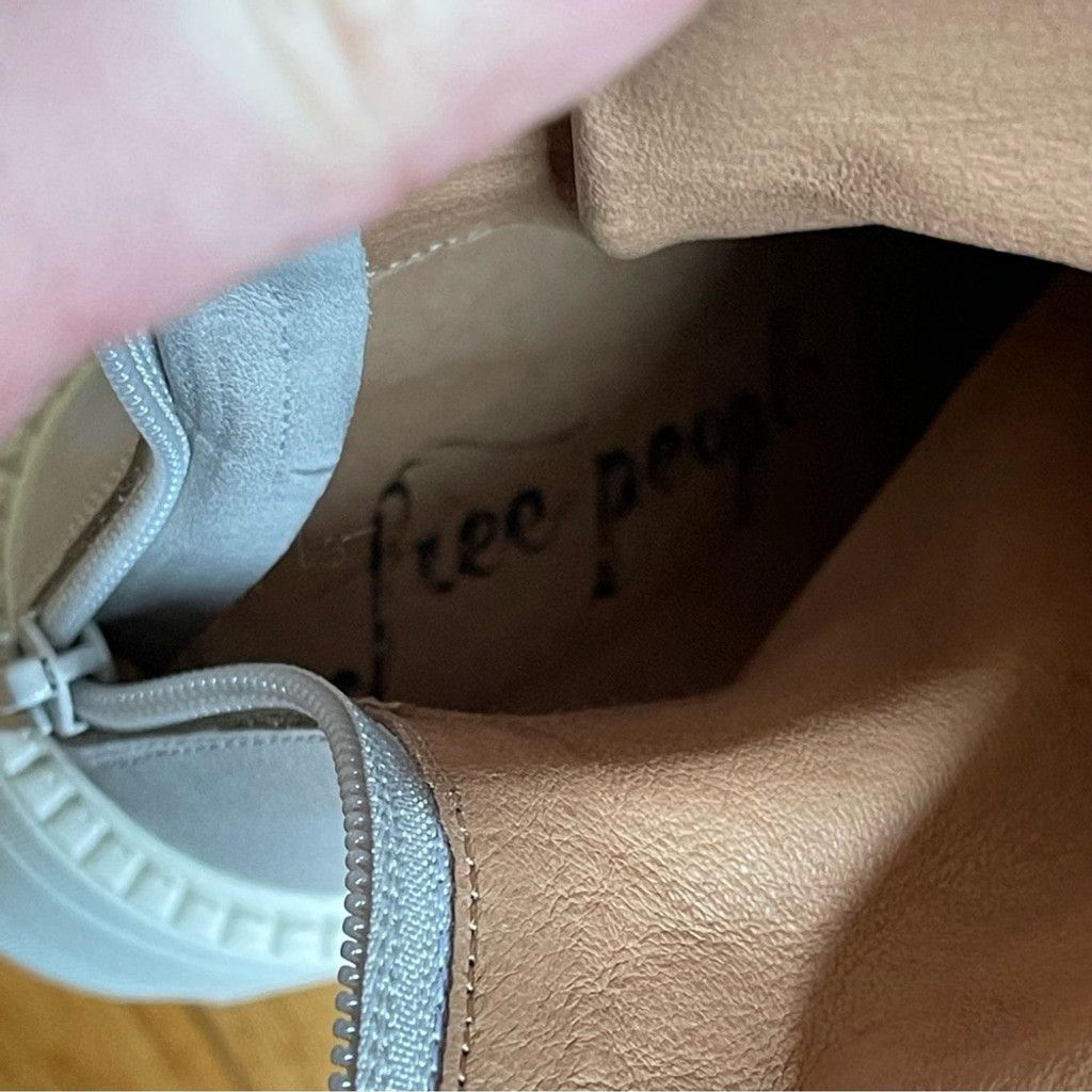 Free People Free People Emma Ruche leather Boots chunky sole Sz 39.5 Size US 7 / IT 37 - 8 Thumbnail