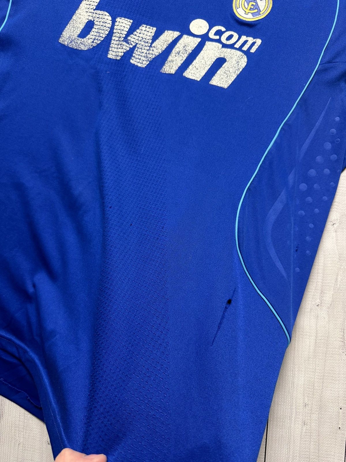 Adidas Vintage Adidas Real Madrid soccer jersey blue rare size XL Size US XL / EU 56 / 4 - 3 Thumbnail