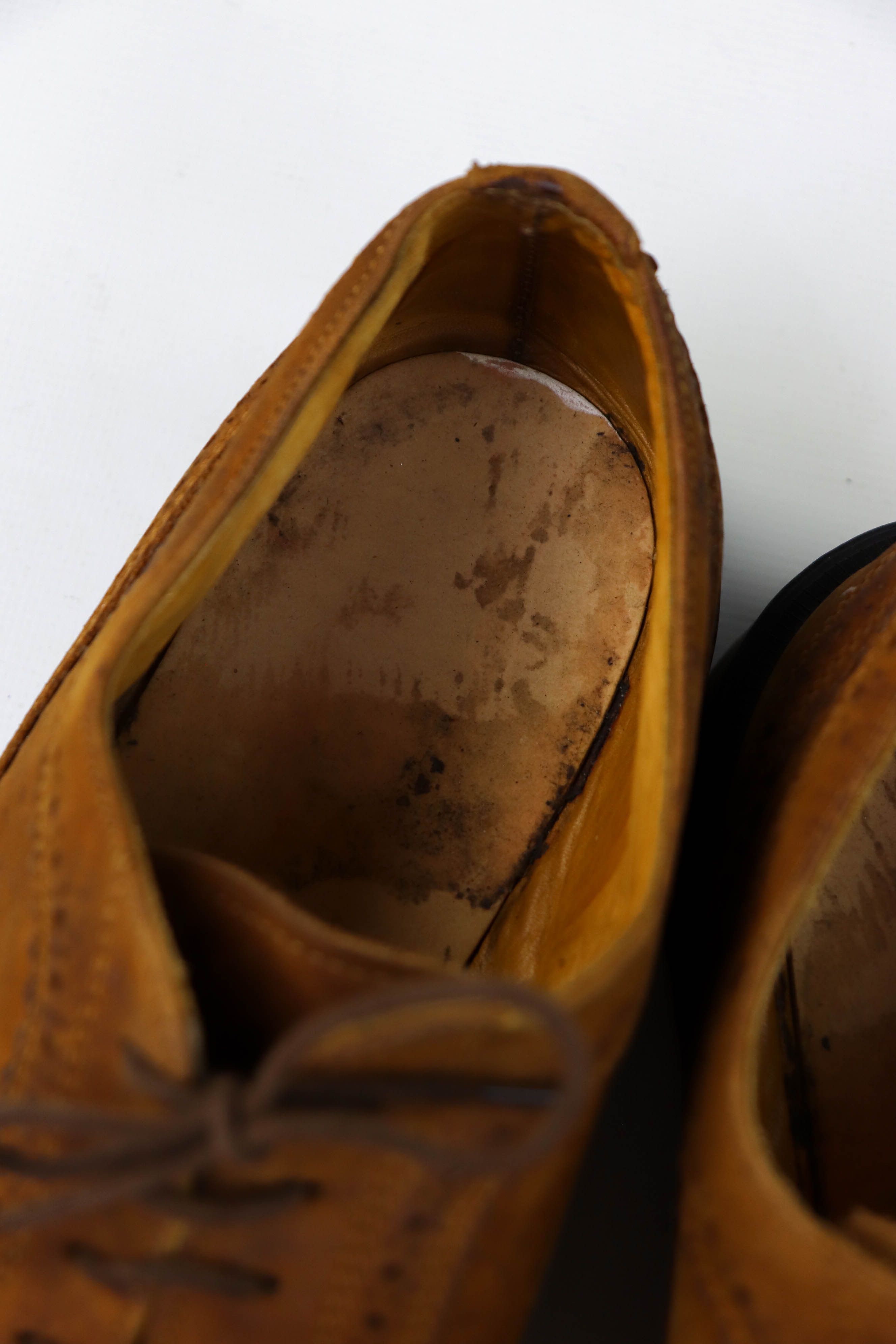 Dr. Martens Vintage Dr. Martens Made in England Tan Brown Suede Brogues Size US 8.5 / EU 41-42 - 11 Thumbnail