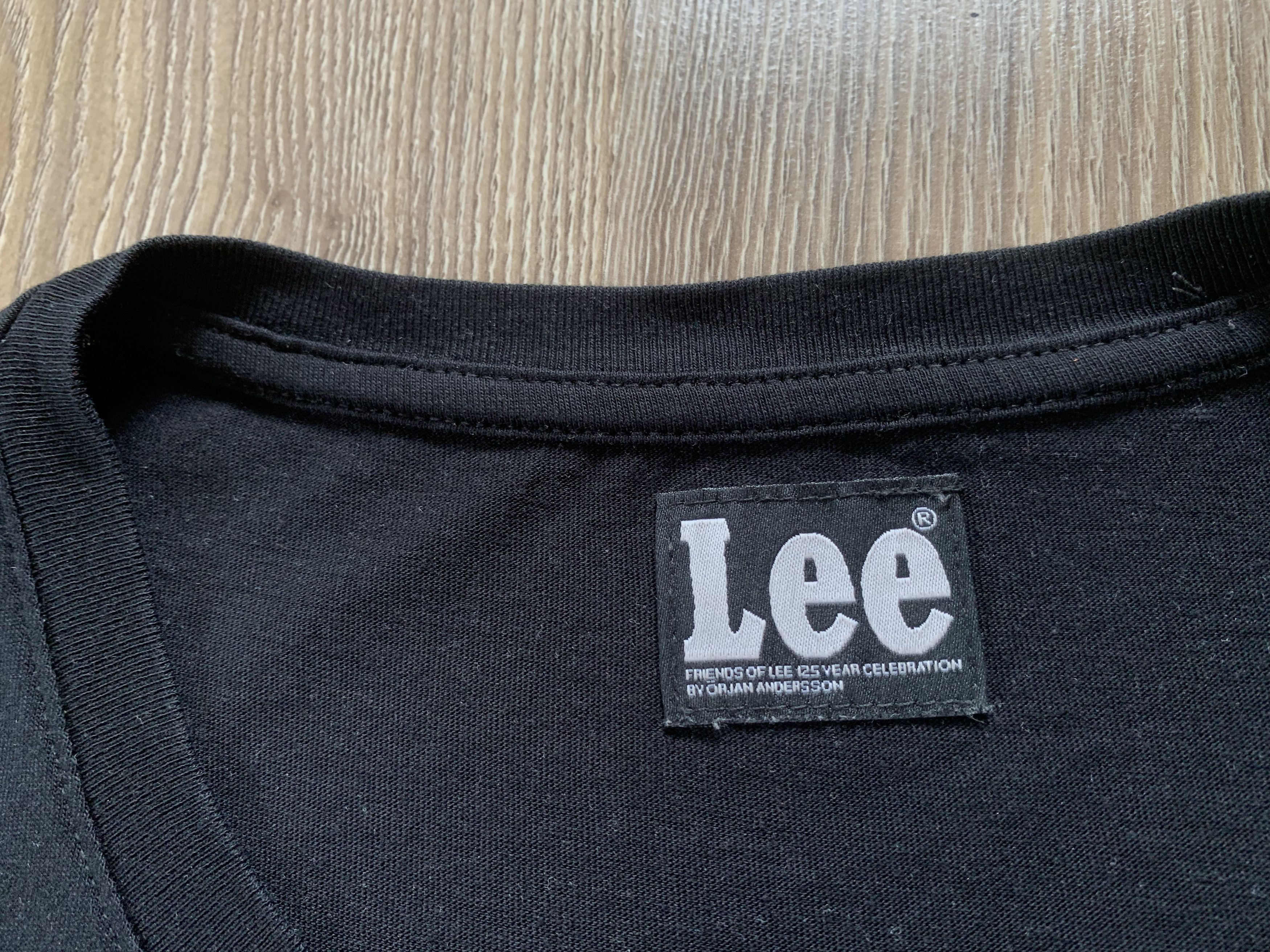 Lee × Vintage Rare Lee Orjan Andersson Black Pocket T Shirt Size US L / EU 52-54 / 3 - 6 Thumbnail