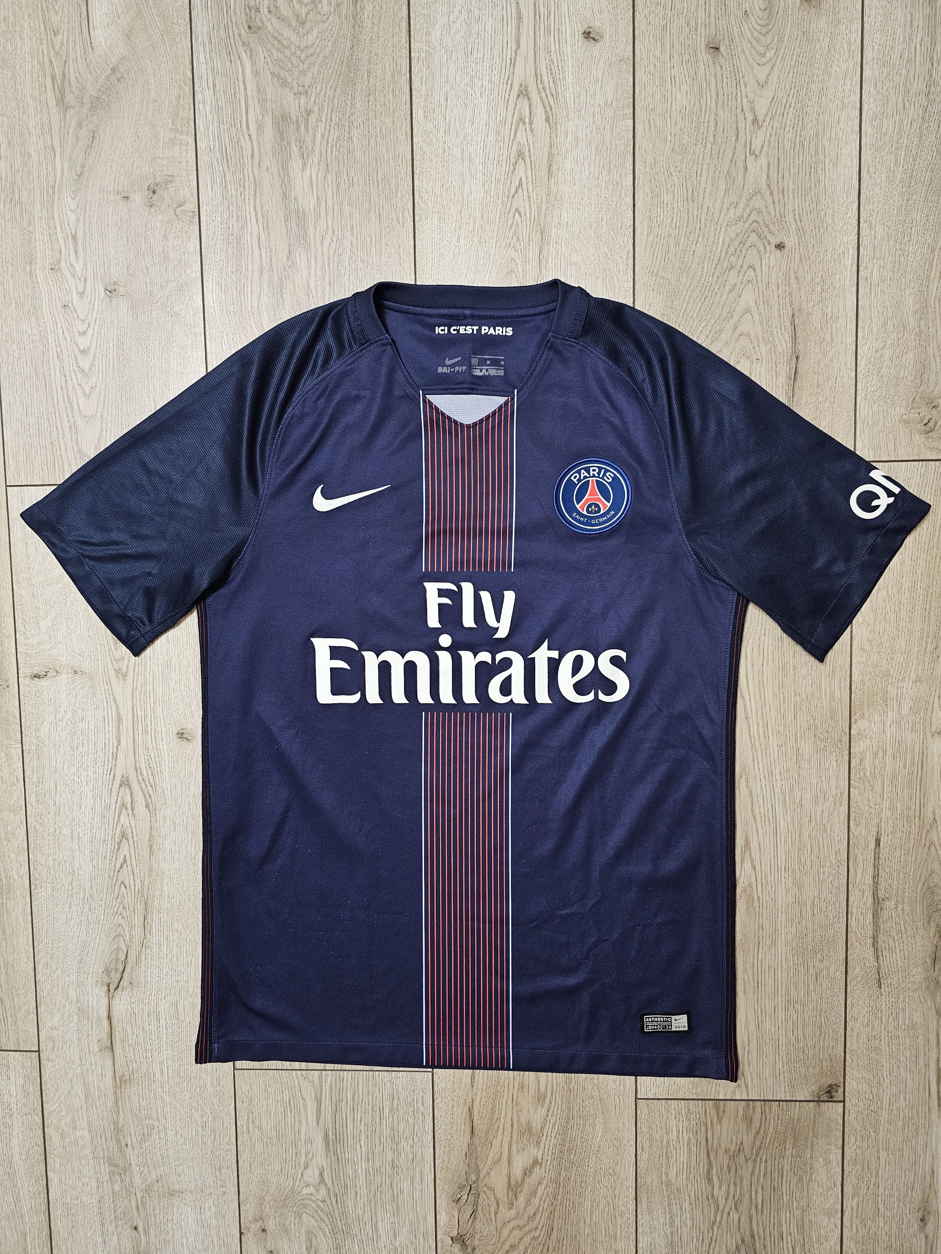 Nike PSG PARIS SAINT-GERMAIN 2016 2017 FOOTBALL SOCCER JERSEY Size US M / EU 48-50 / 2 - 1 Thumbnail