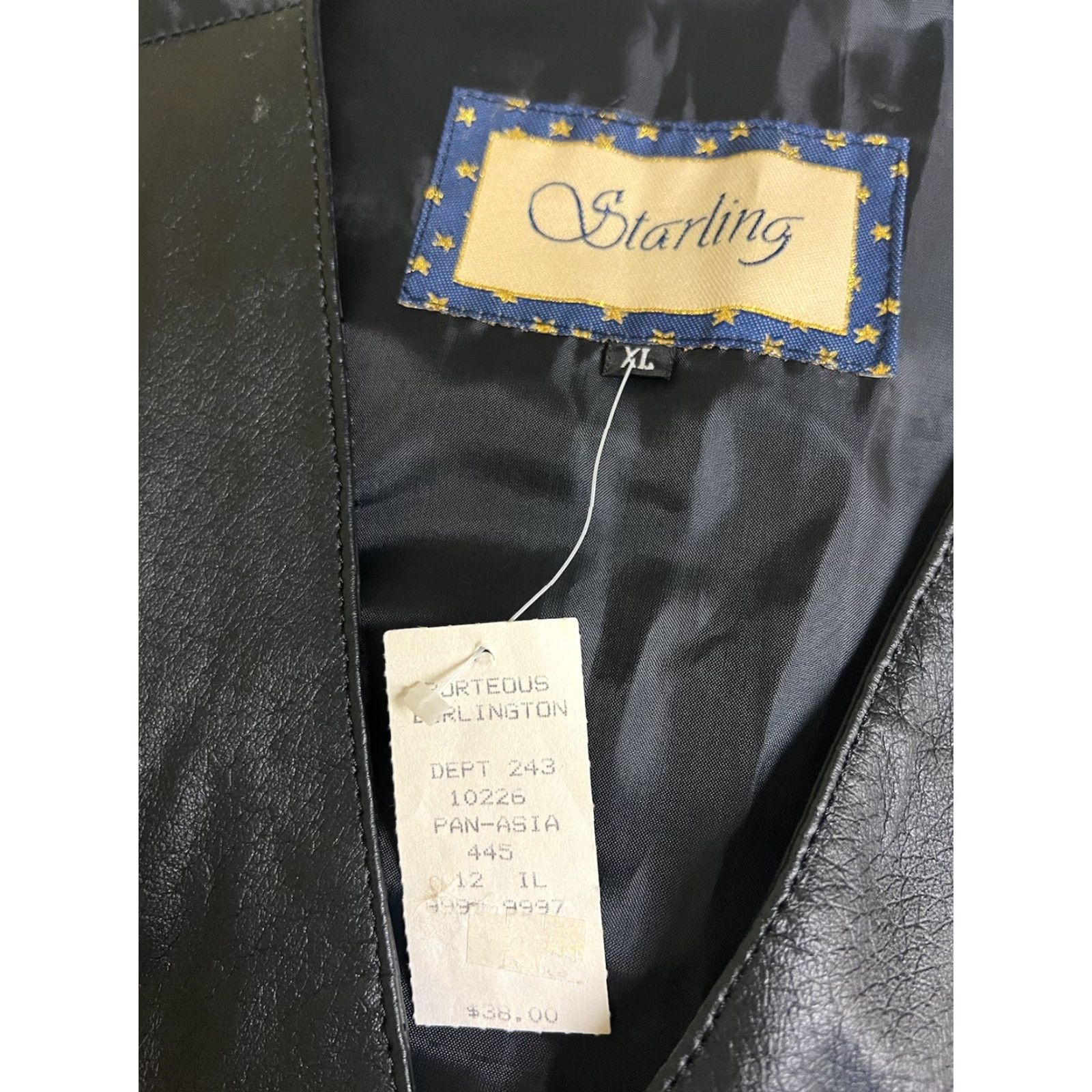 Vintage VINTAGE Starling Black Leather Vest Mens XL Motorcycle Jacket Sleeveless V-Neck Snap Pocket 90s Biker Riding Christmas? Size US XL / EU 56 / 4 - 4 Thumbnail