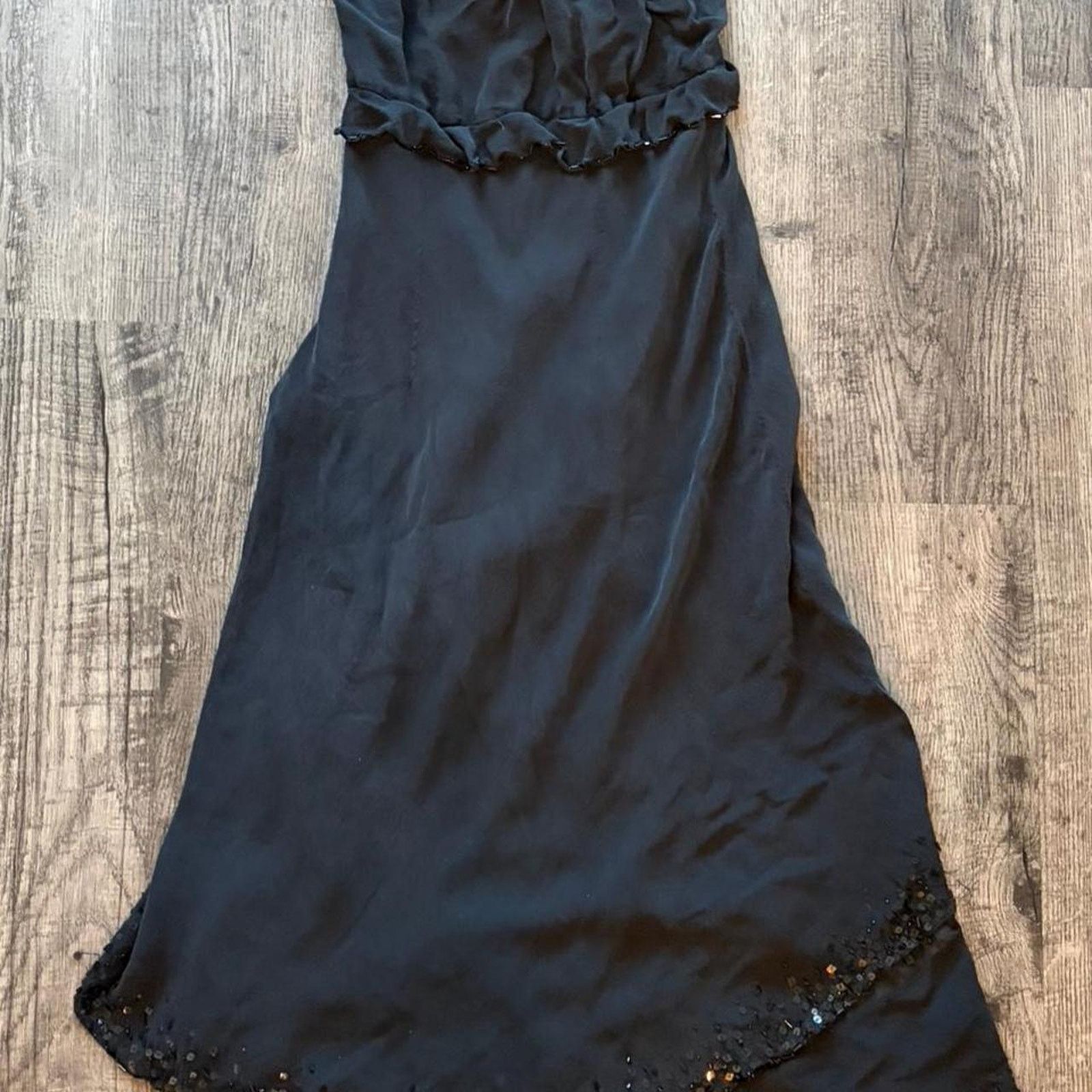 MAGGY LONDON Vintage black midi dress with sequins and layered ruffles Size M / US 6-8 / IT 42-44 - 5 Thumbnail