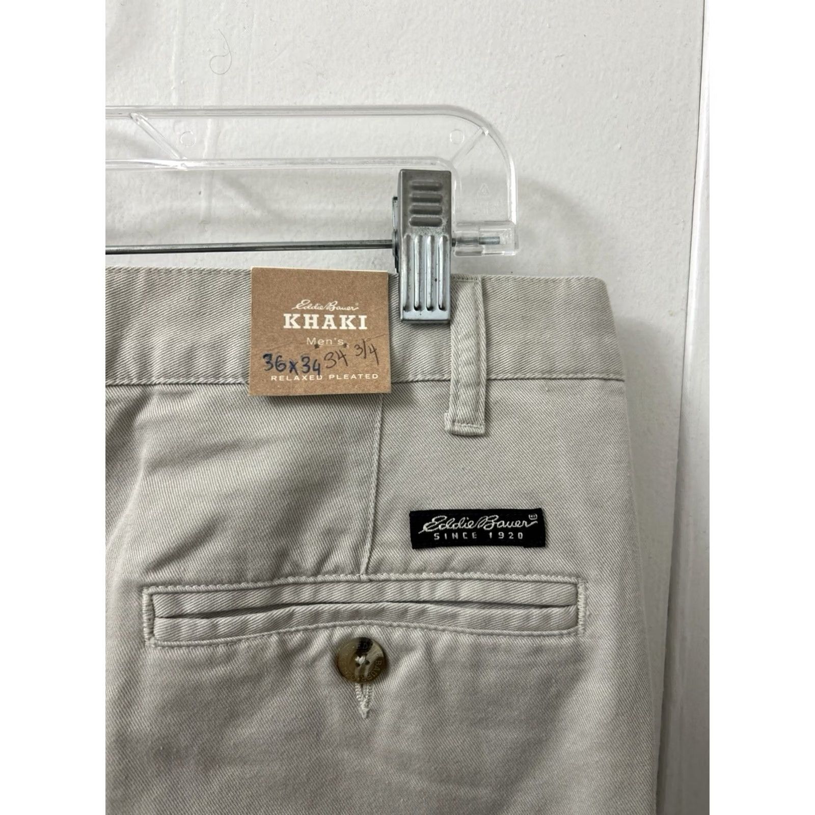 Eddie Bauer Eddie Bauer Pants Mens 36x34 Beige Khaki Relaxed Fit Pleated Trousers Size US 36 / EU 52 - 4 Thumbnail