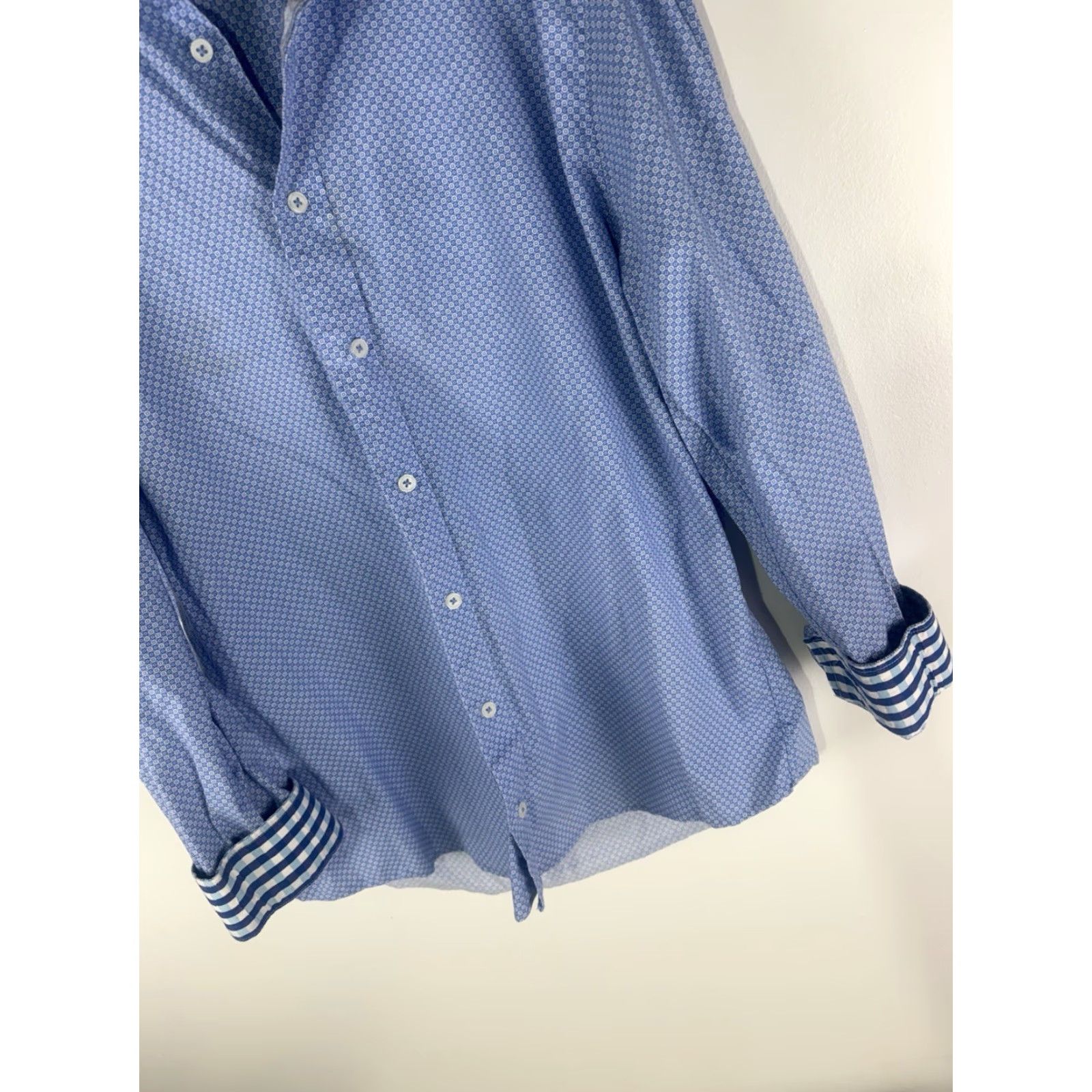 Vintage VINTAGE Nick Graham Everywhere Men's Dress Shirt XL Blue/White Geometric Pattern Business Casual Stretch Modern Fit Size 46R - 3 Thumbnail