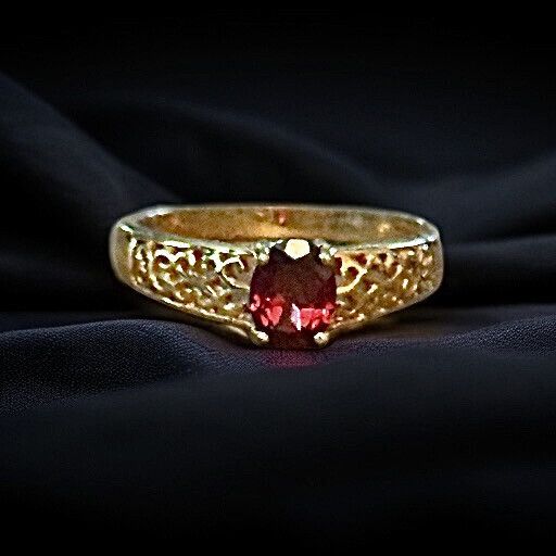 Other Gold tone filigree red gemstone ring Size ONE SIZE - 1 Thumbnail
