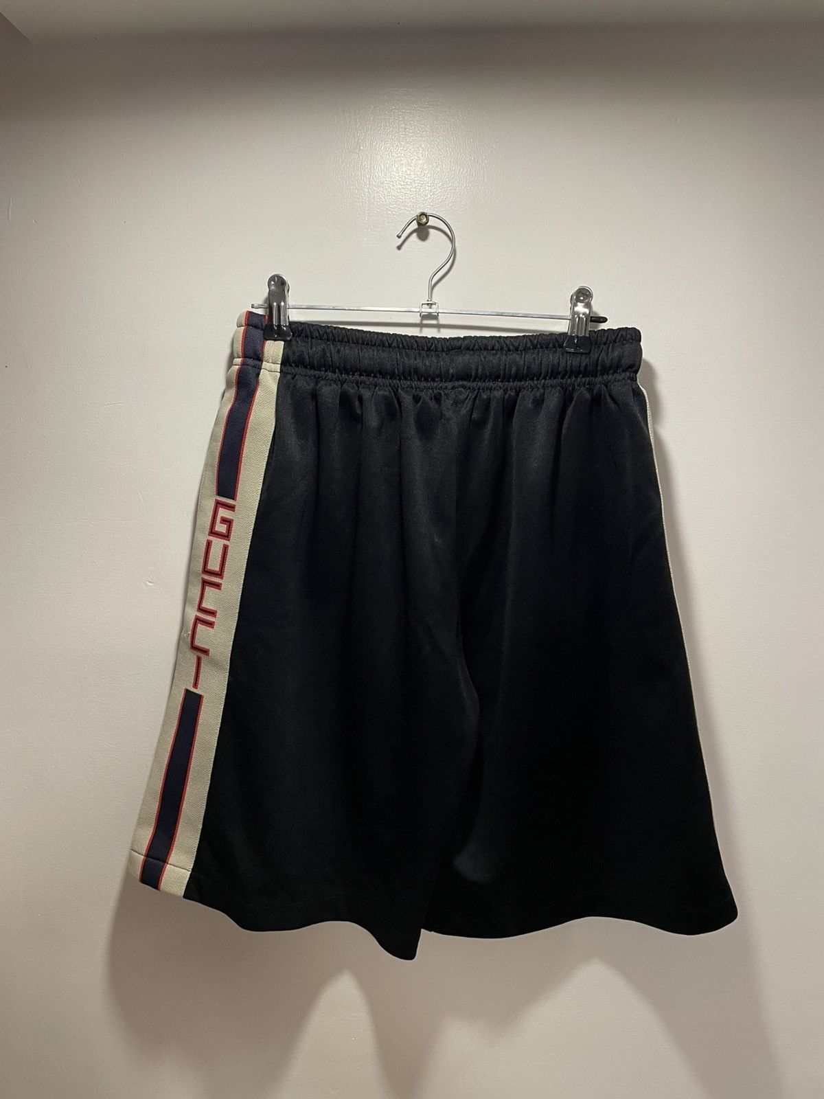 Gucci Gucci Side Logo Jersey Shorts Size US 30 / EU 46 - 3 Thumbnail