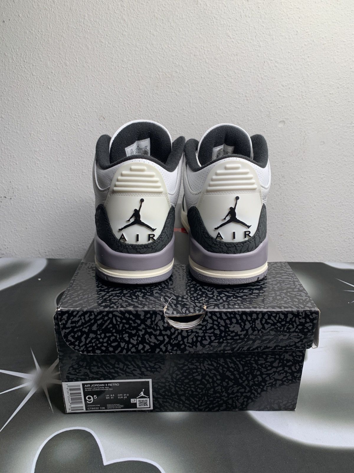 Jordan Brand Air Jordan 3 Retro Cement Grey Size US 9.5 / EU 42-43 - 5 Thumbnail